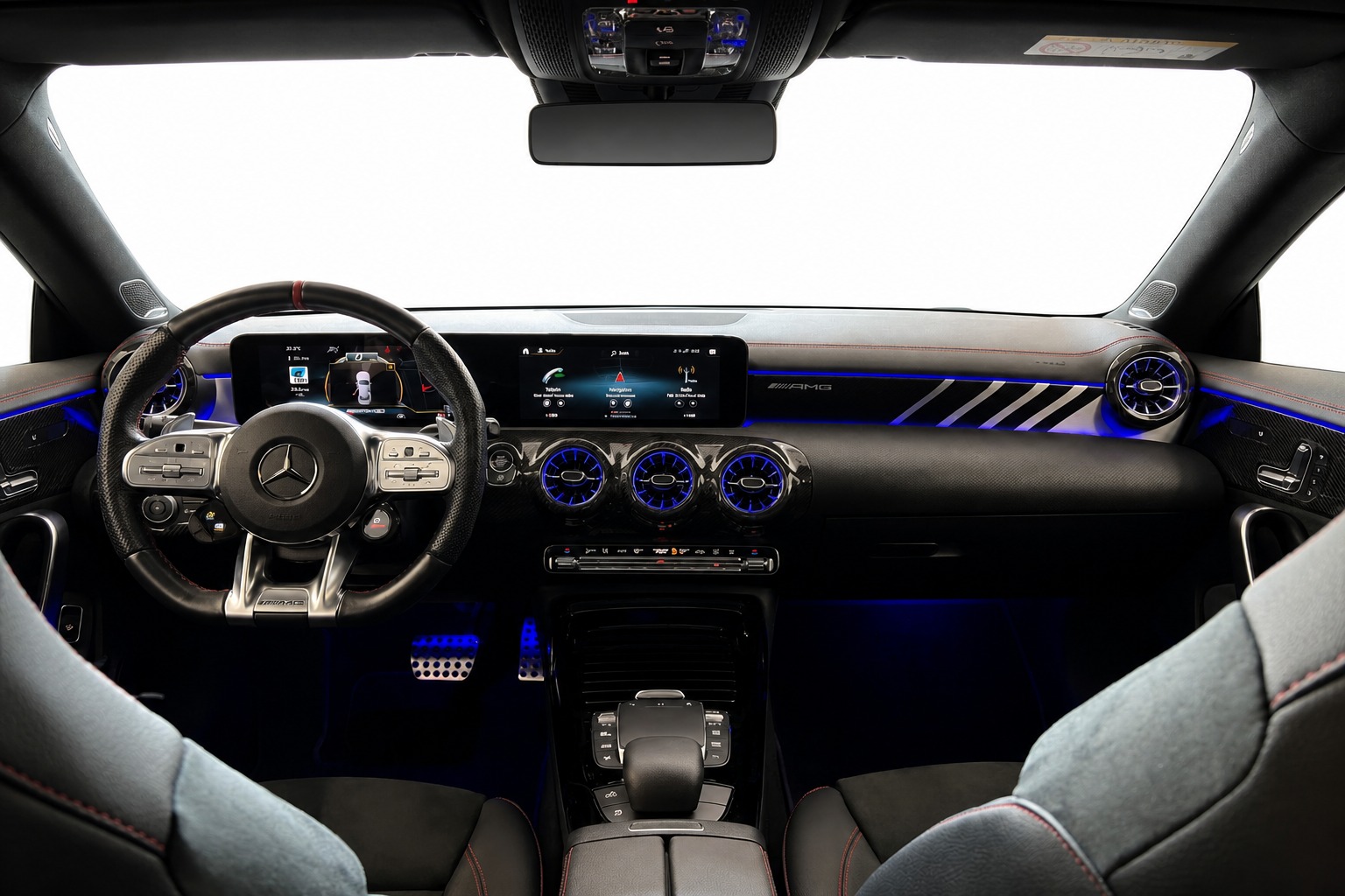 MERCEDES-BENZ CLA 35 AMG 4matic Premium Plus-image-11