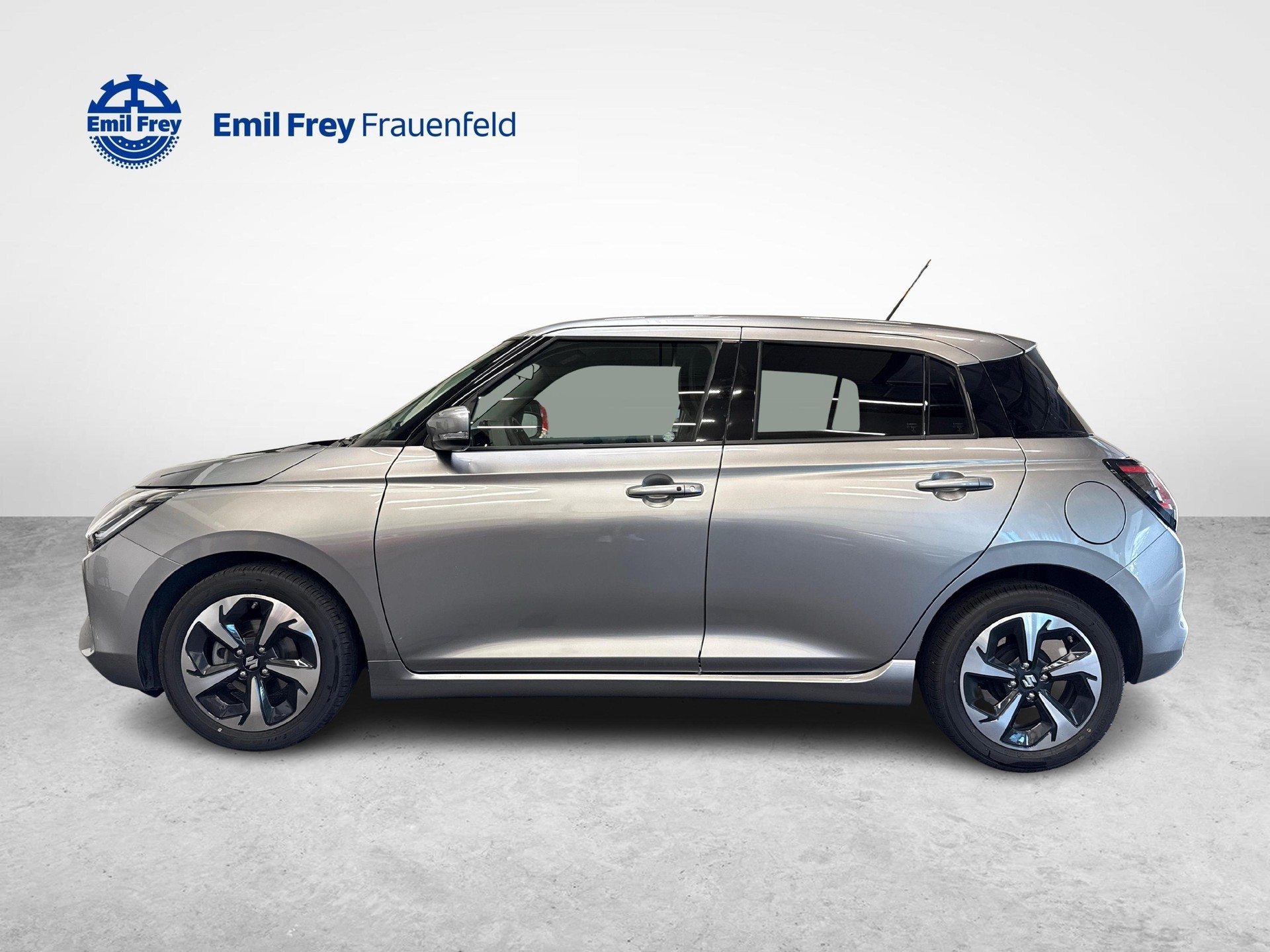 SUZUKI Swift 1.2 Compact Top Hybrid-image-1