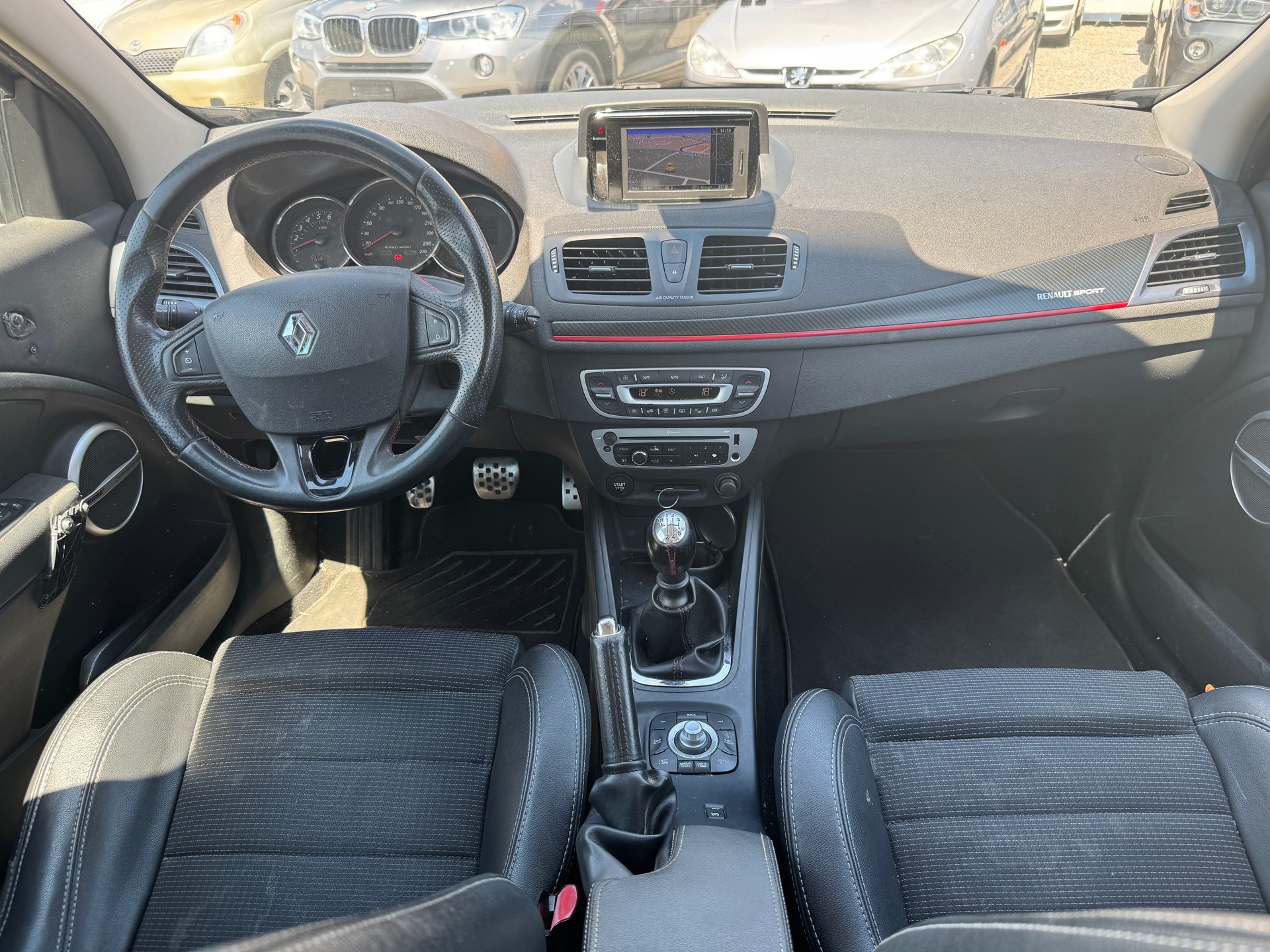 RENAULT Mégane Grandtour 2.0 16V Turbo GT-image-7