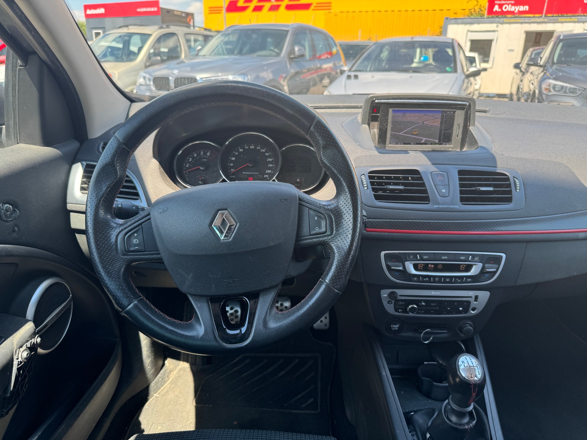 RENAULT Mégane Grandtour 2.0 16V Turbo GT-image-6