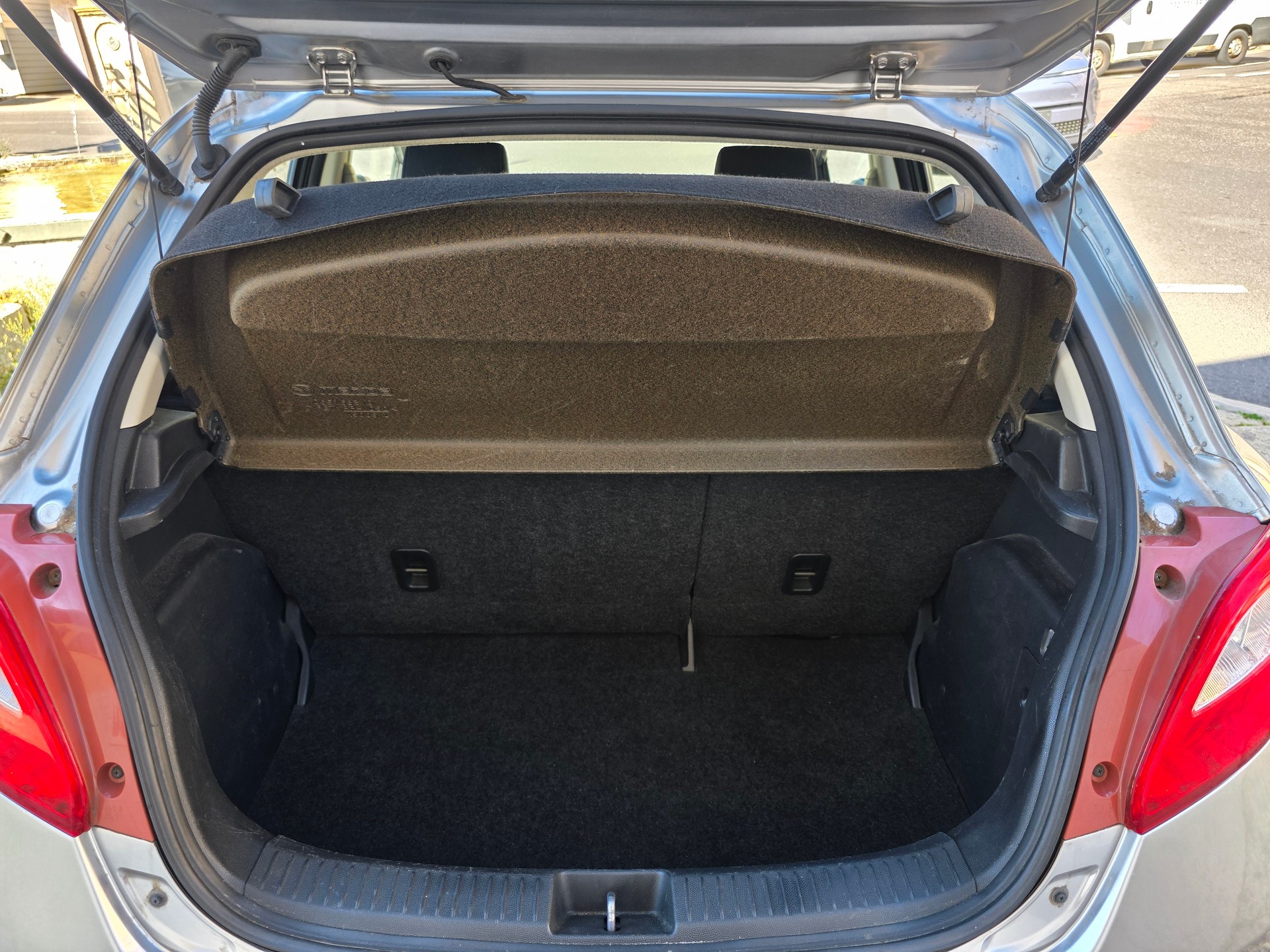MAZDA 2 1.3i 16V Exclusive-image-11