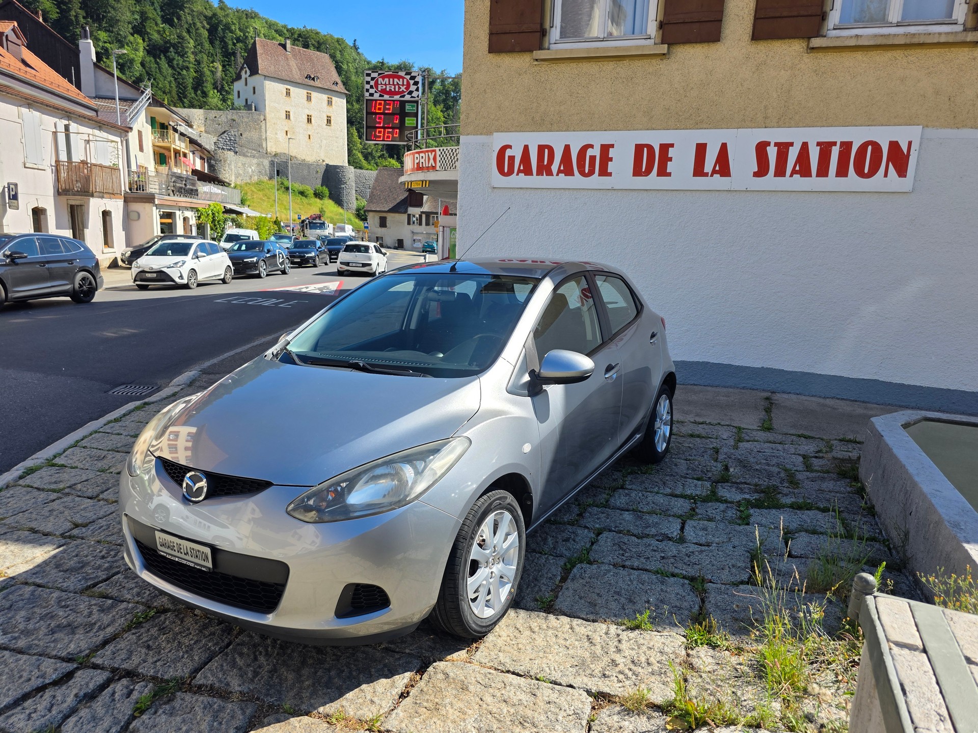 MAZDA 2 1.3i 16V Exclusive