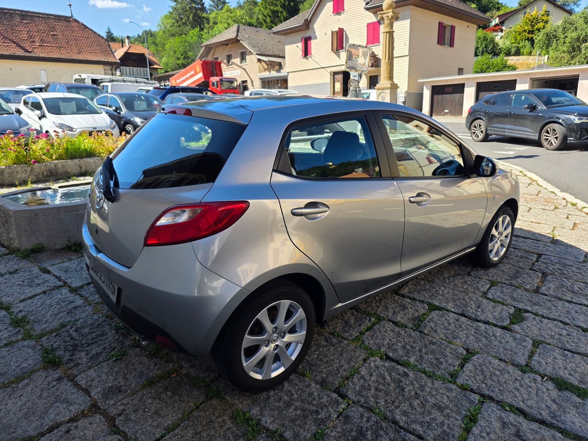 MAZDA 2 1.3i 16V Exclusive-image-3