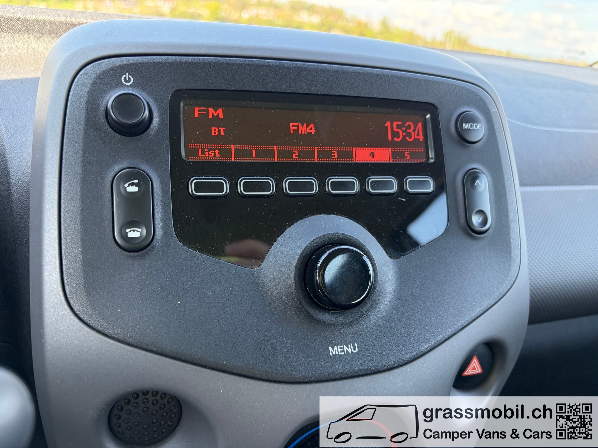 PEUGEOT 108 e-1.0 VTi Stop&Start Active-image-9