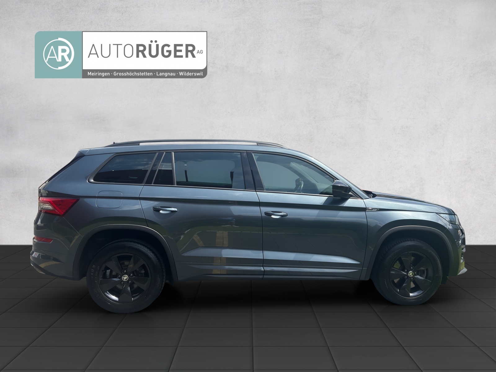 SKODA Kodiaq 2.0 TDI CR Sport Line 4x4 DSG-image-6