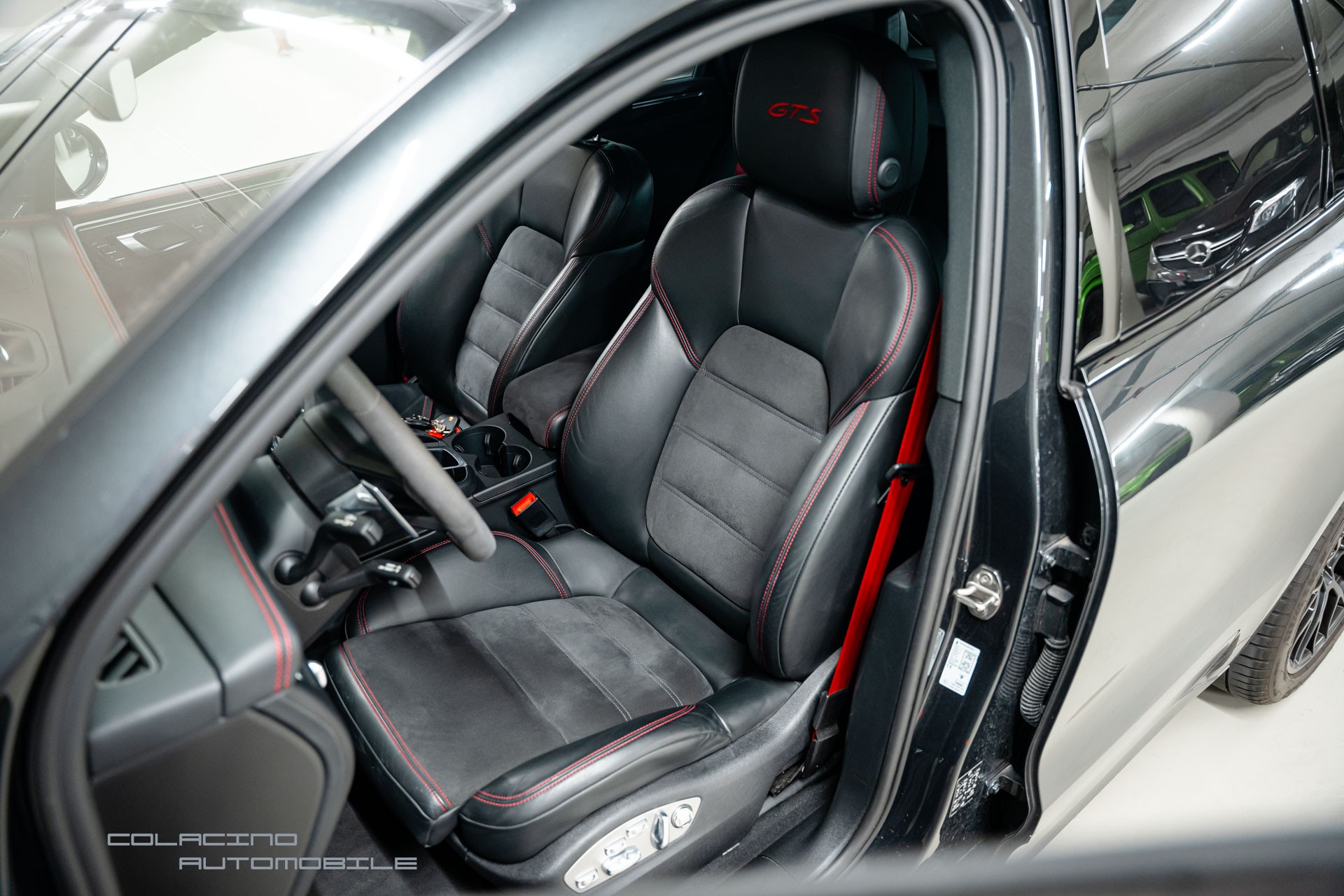 PORSCHE Macan GTS PDK-image-12