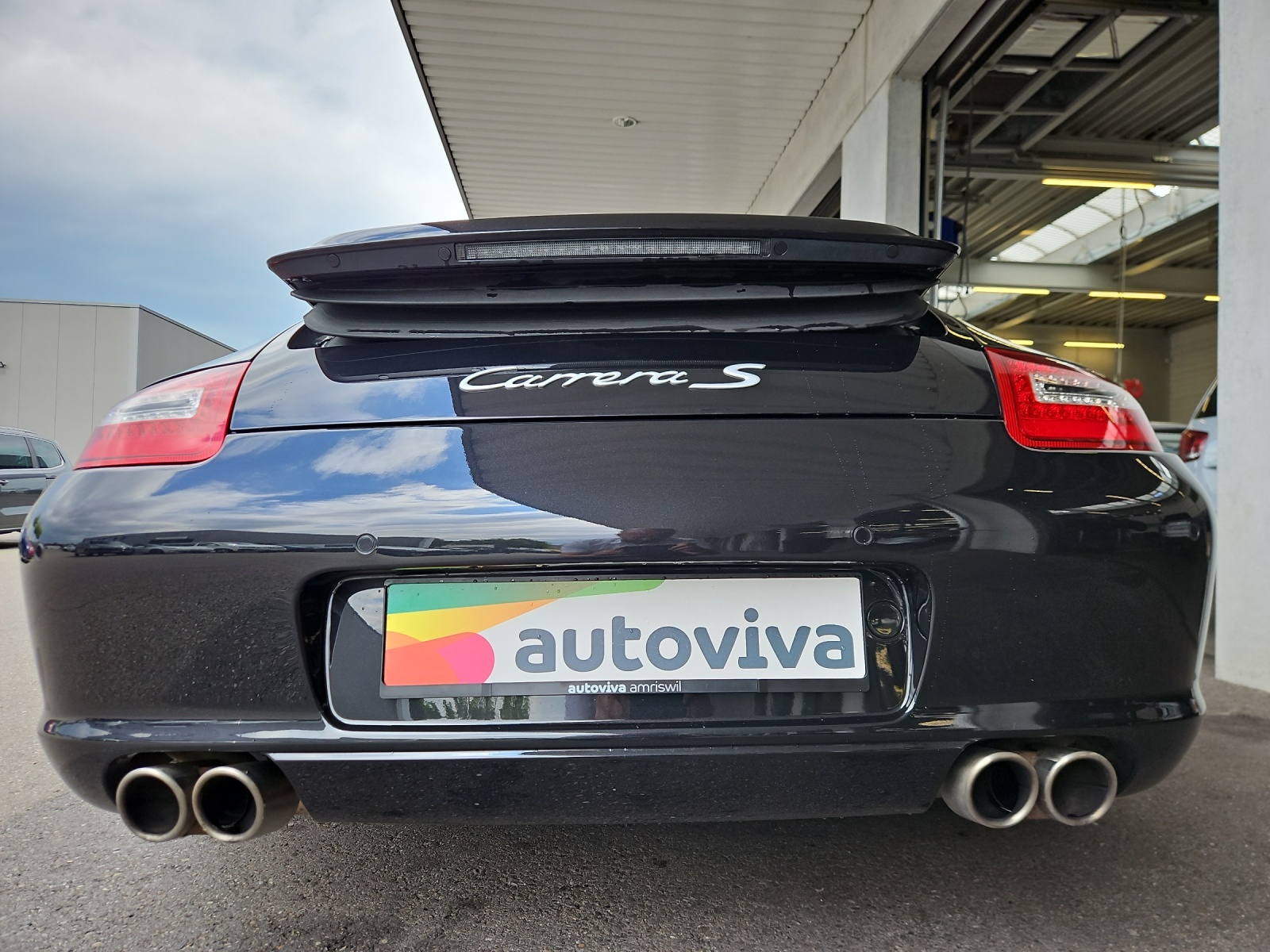 PORSCHE 911 Carrera S-image-12