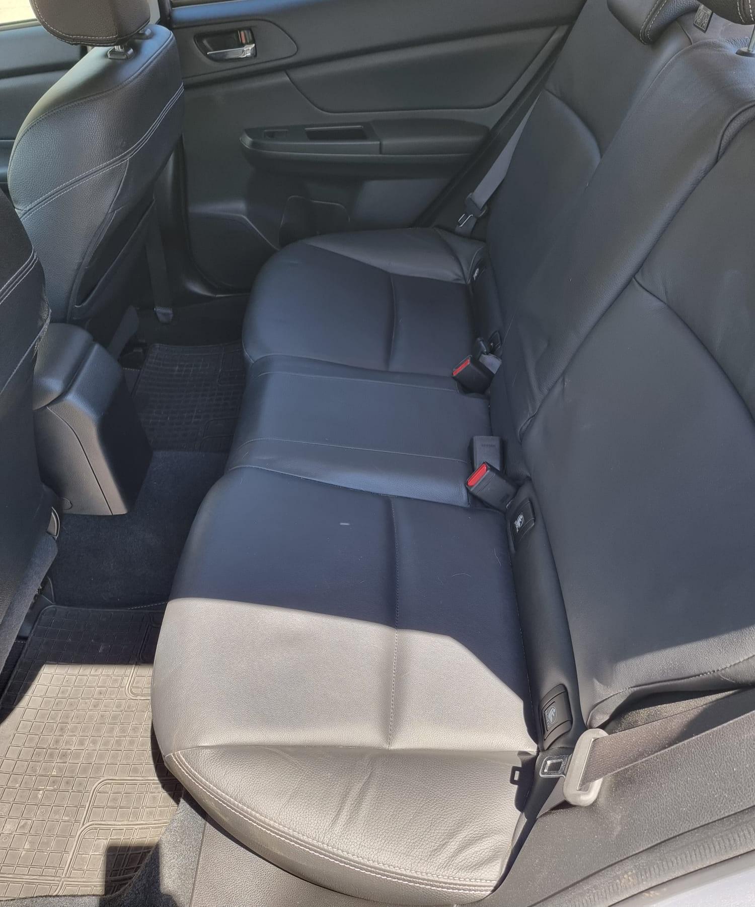 SUBARU XV 2.0i Swiss Three-image-9