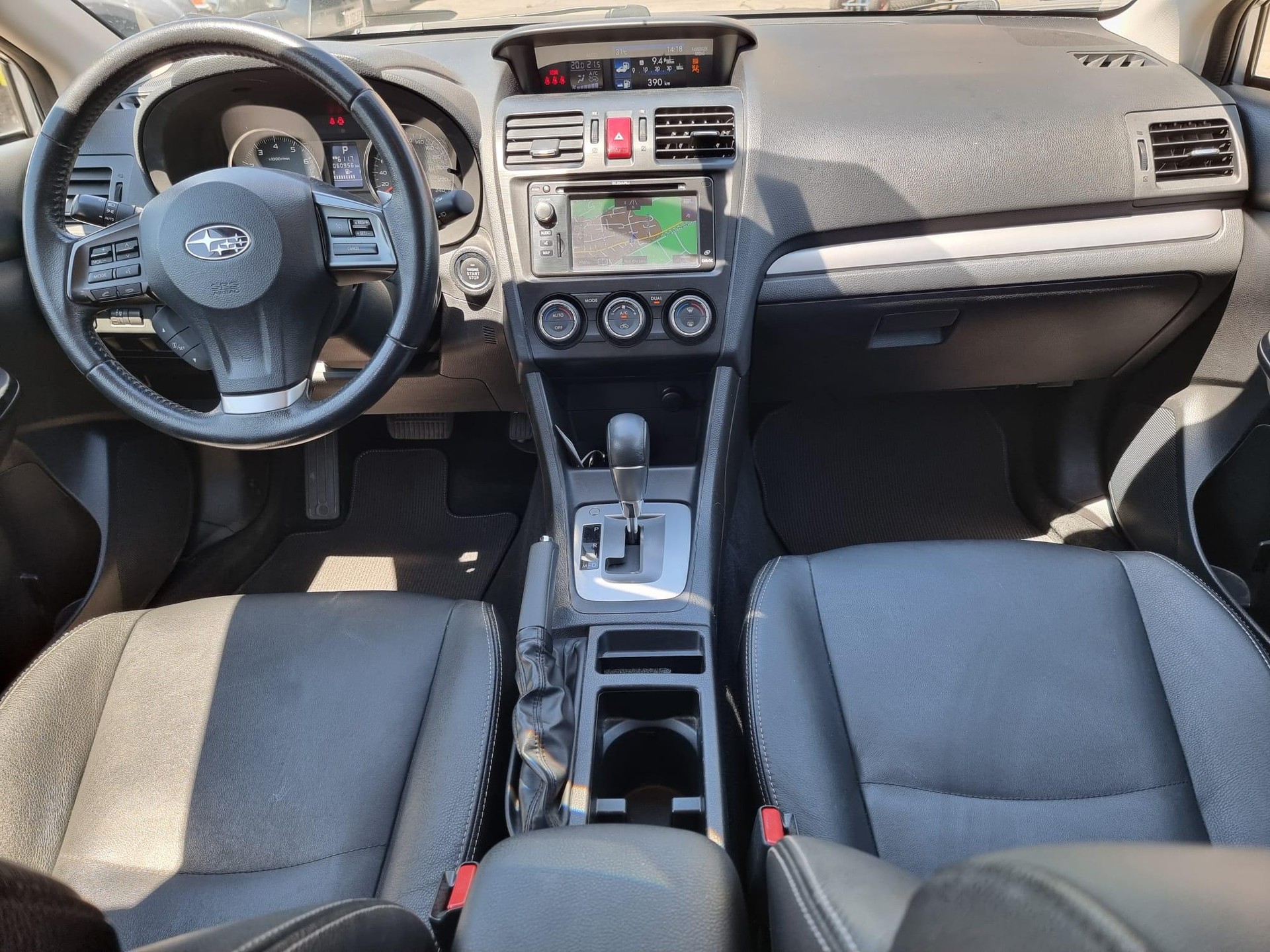 SUBARU XV 2.0i Swiss Three-image-8