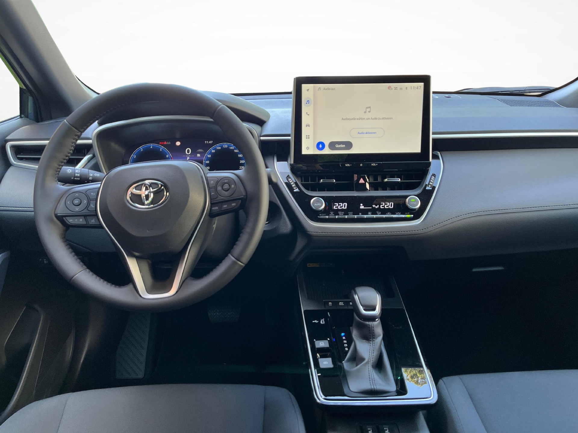 TOYOTA Corolla Cross 2.0 HSD Trend AWD-i-image-8