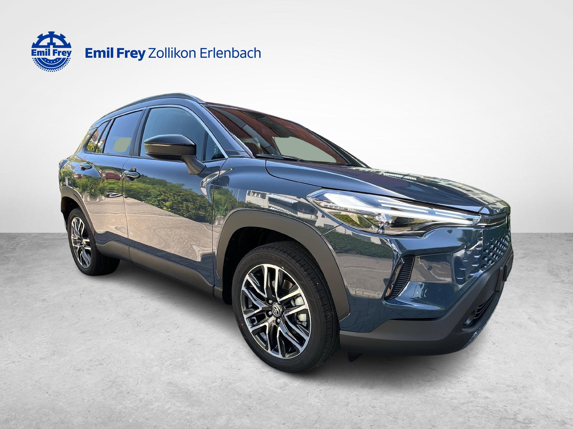 TOYOTA Corolla Cross 2.0 HSD Trend AWD-i-image-6