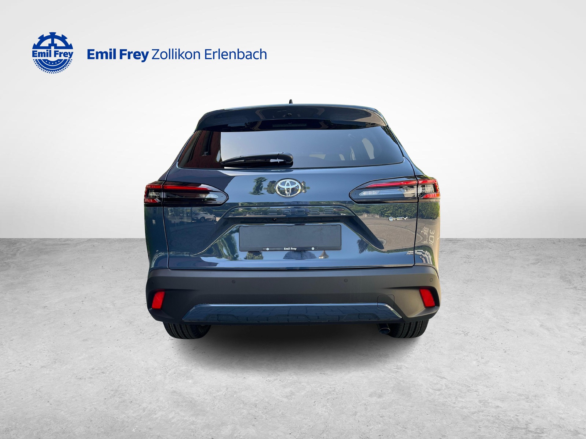 TOYOTA Corolla Cross 2.0 HSD Trend AWD-i-image-3