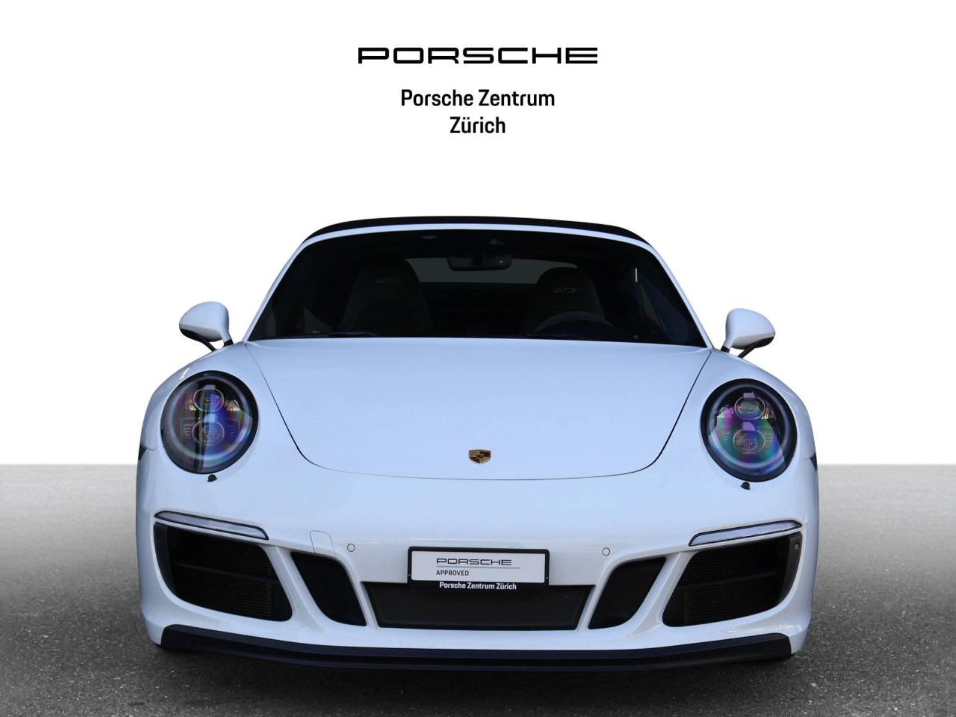 PORSCHE 911 Carrera 4 GTS Cabriolet-image-8