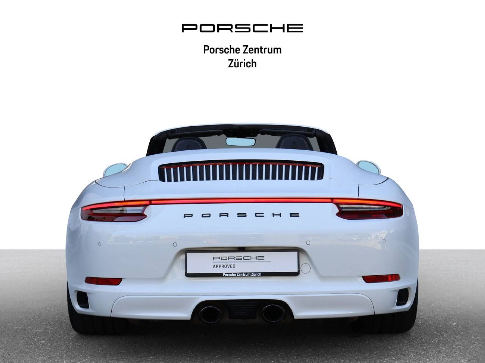 PORSCHE 911 Carrera 4 GTS Cabriolet-image-9