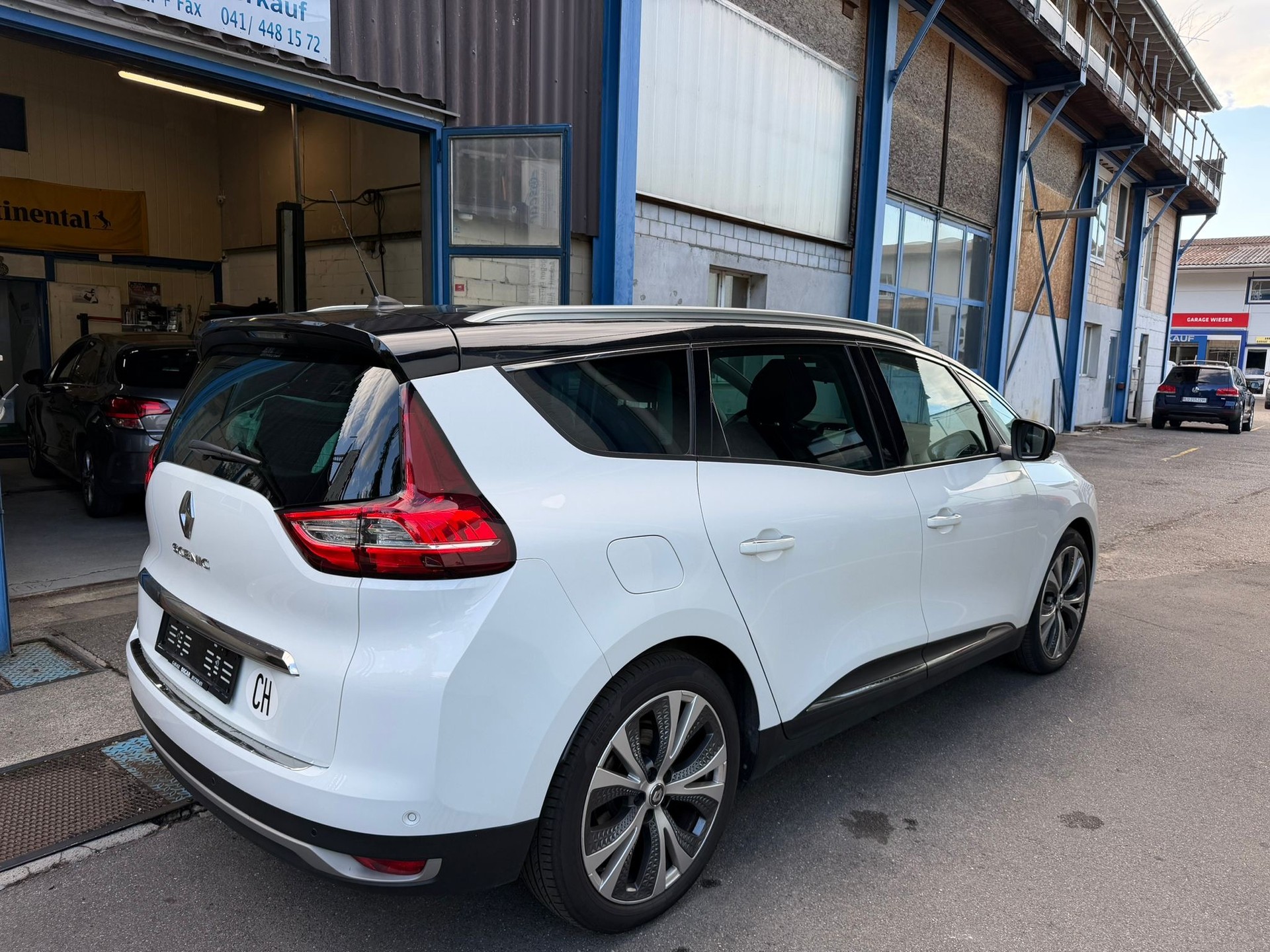 RENAULT Grand Scénic 1.3 16V Turbo Business Line EDC-image-1