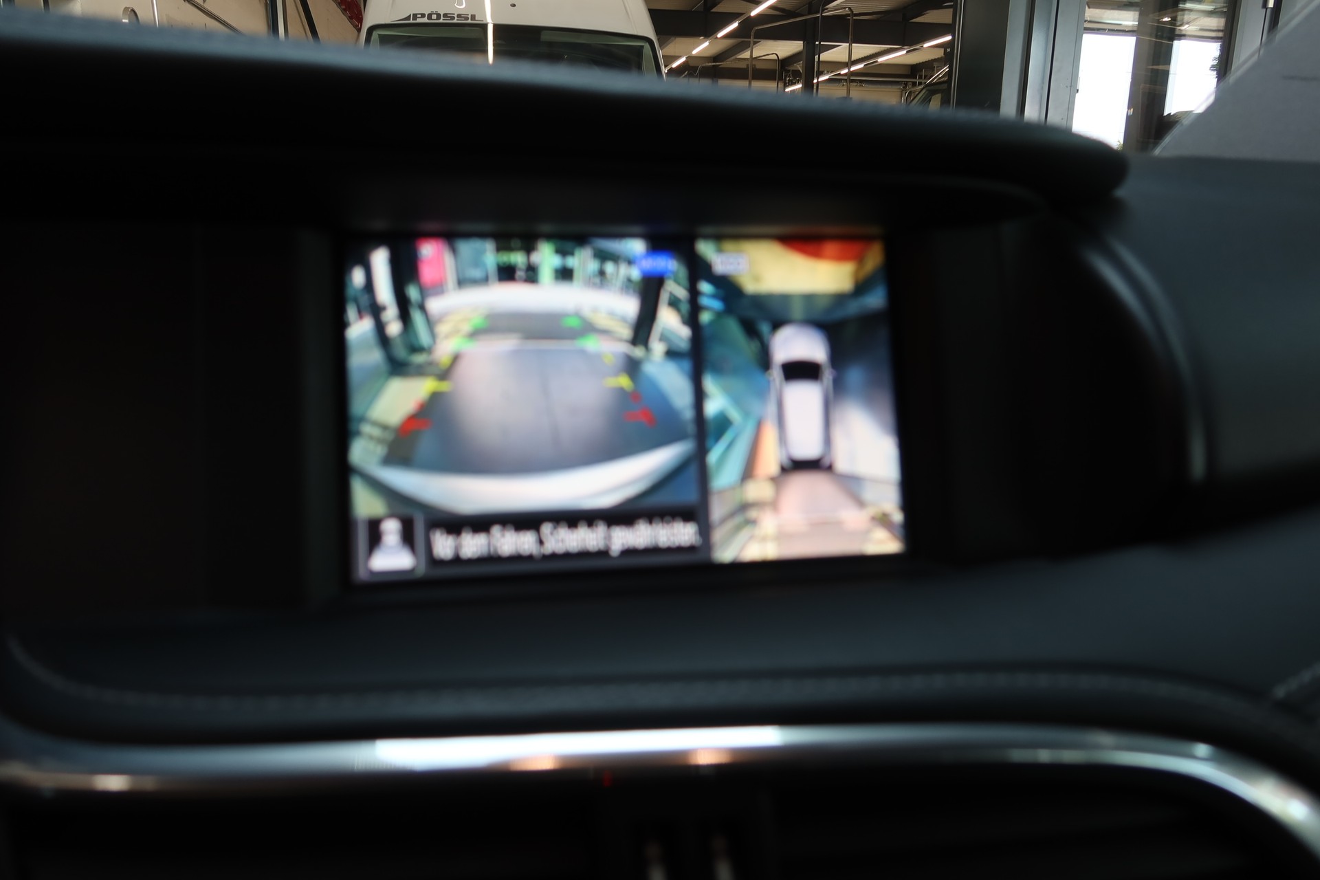 INFINITI Q30 2.2d Premium Tech AWD-image-14