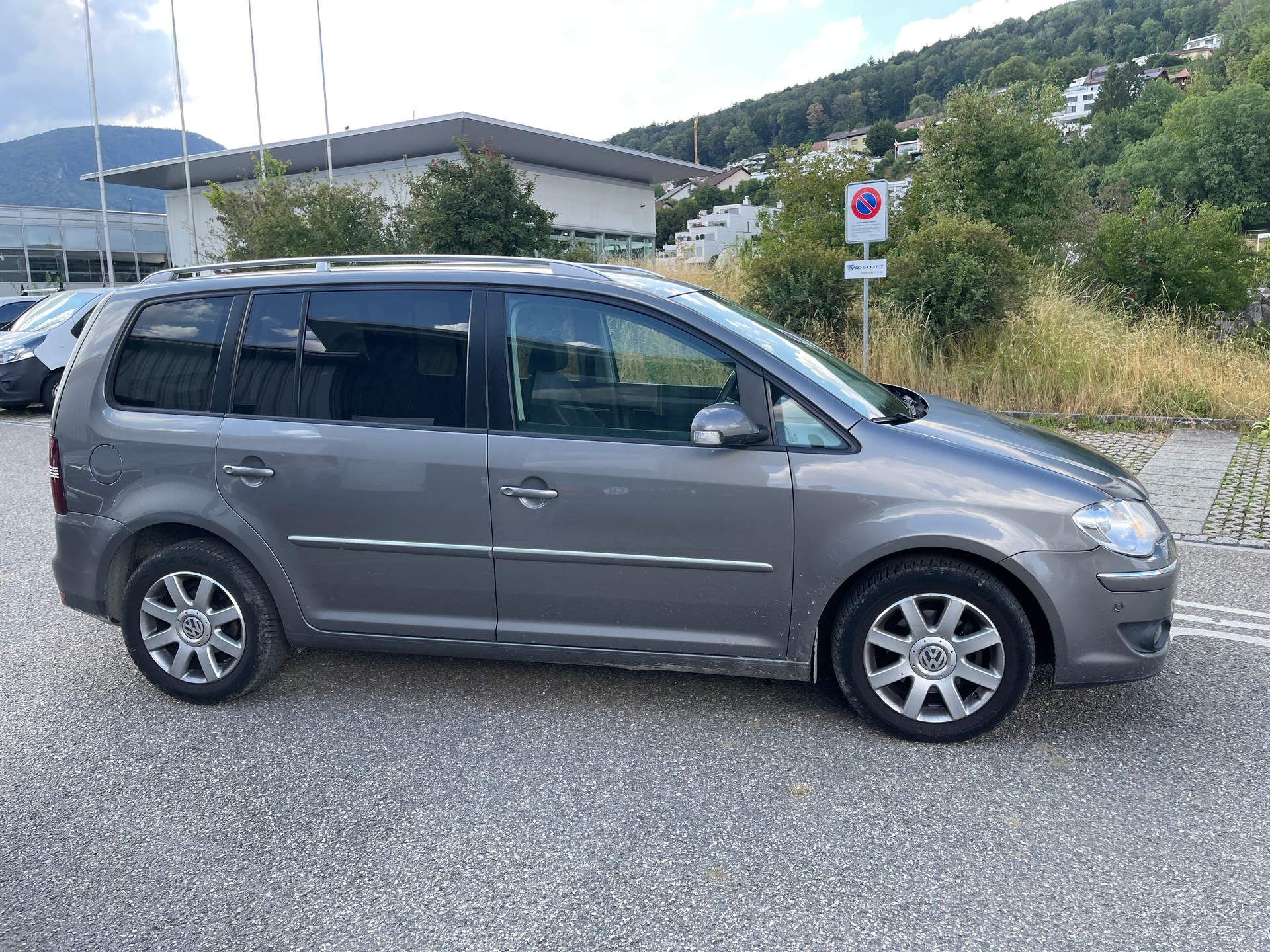 VW Touran 1.4 TSI Trendline-image-6
