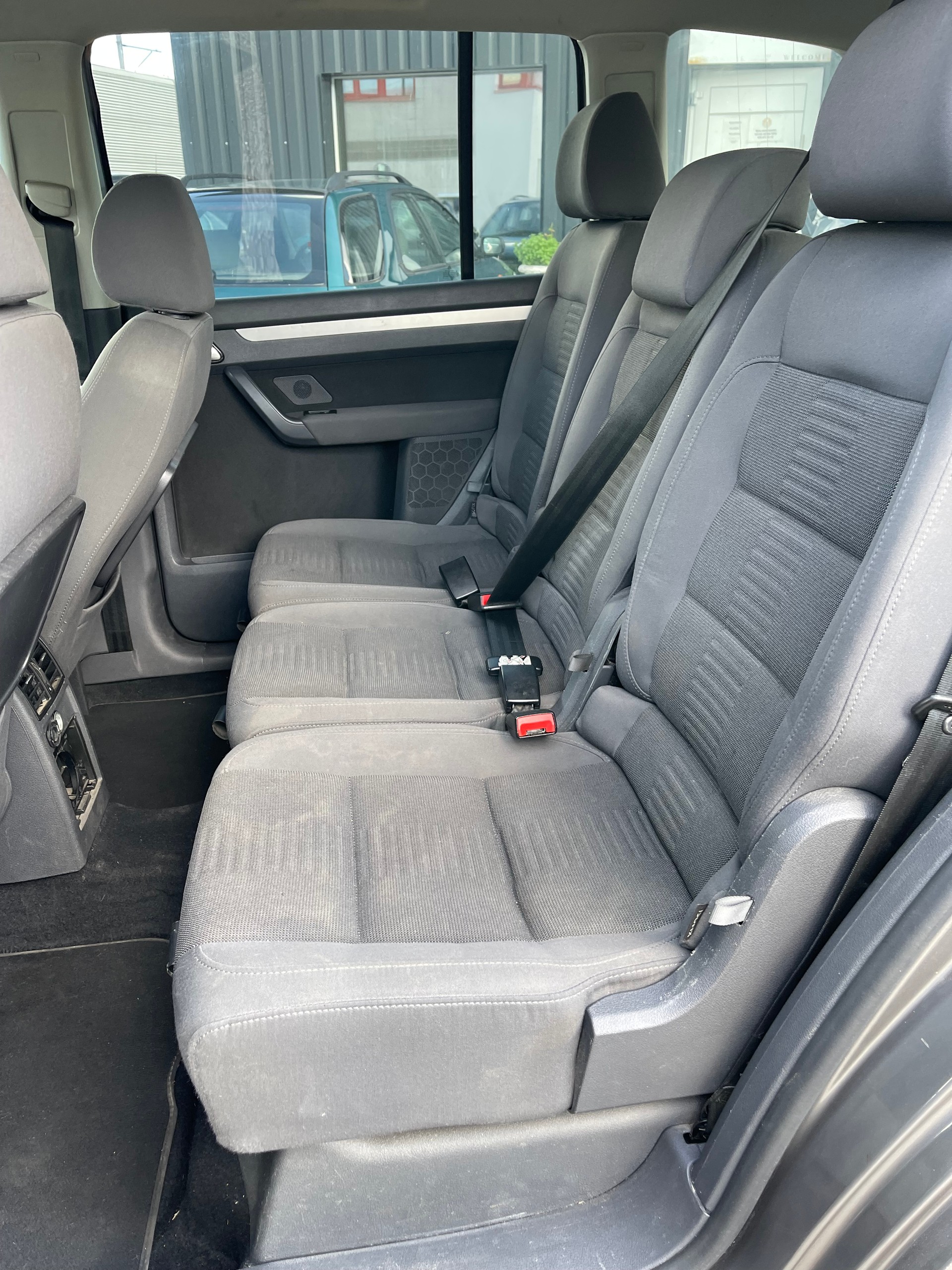 VW Touran 1.4 TSI Trendline-image-12