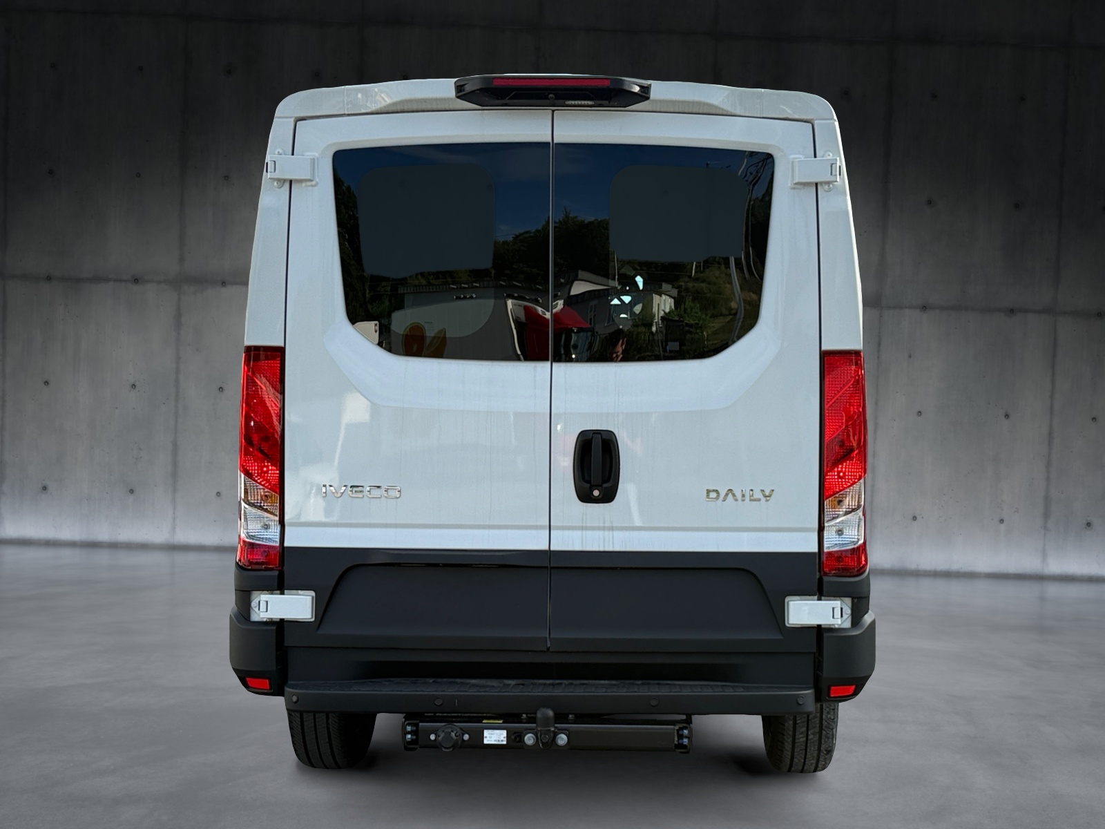 IVECO 35S16A8V H1-showroom-element-2