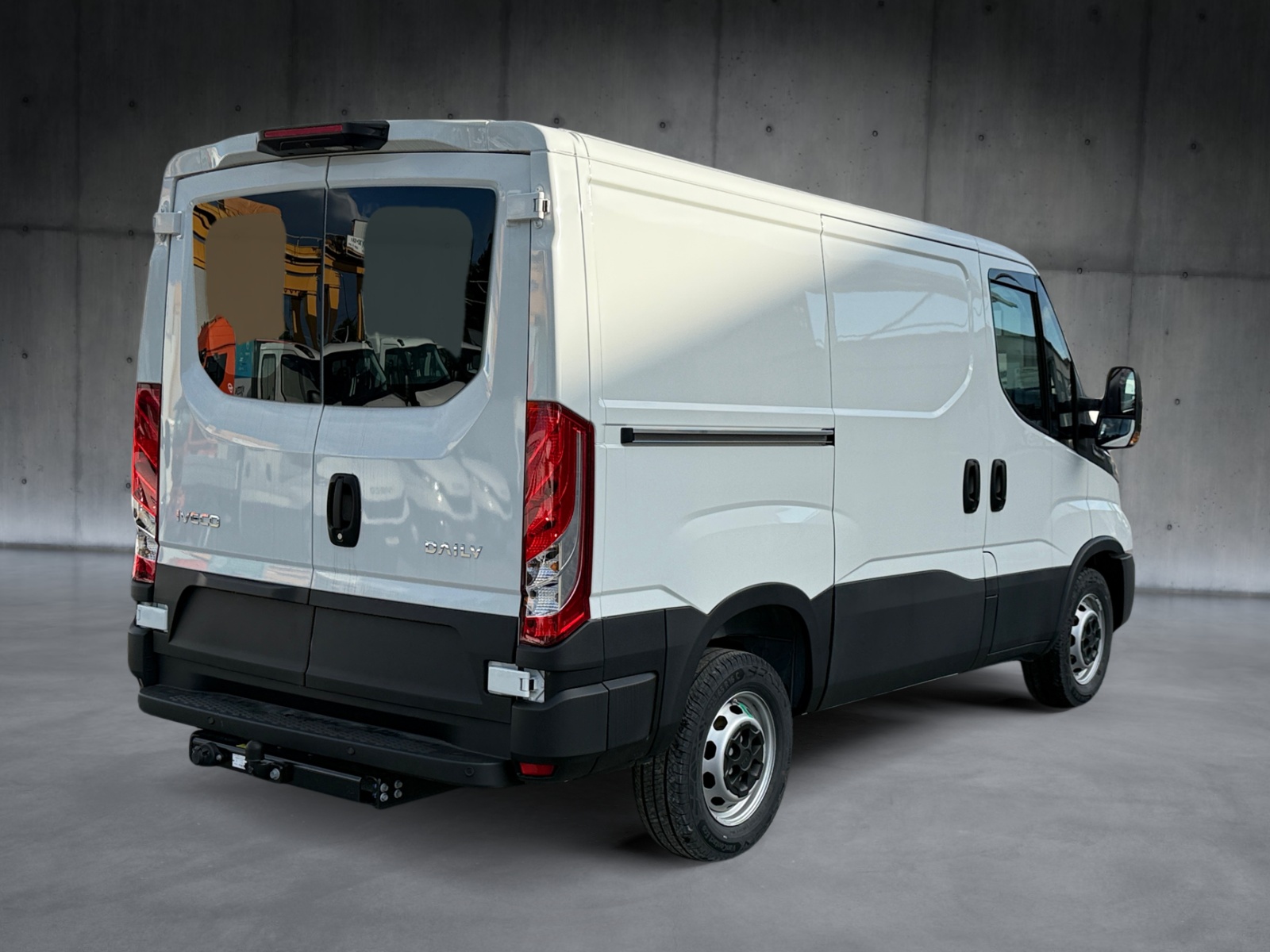 IVECO 35S16A8V H1-showroom-element-3
