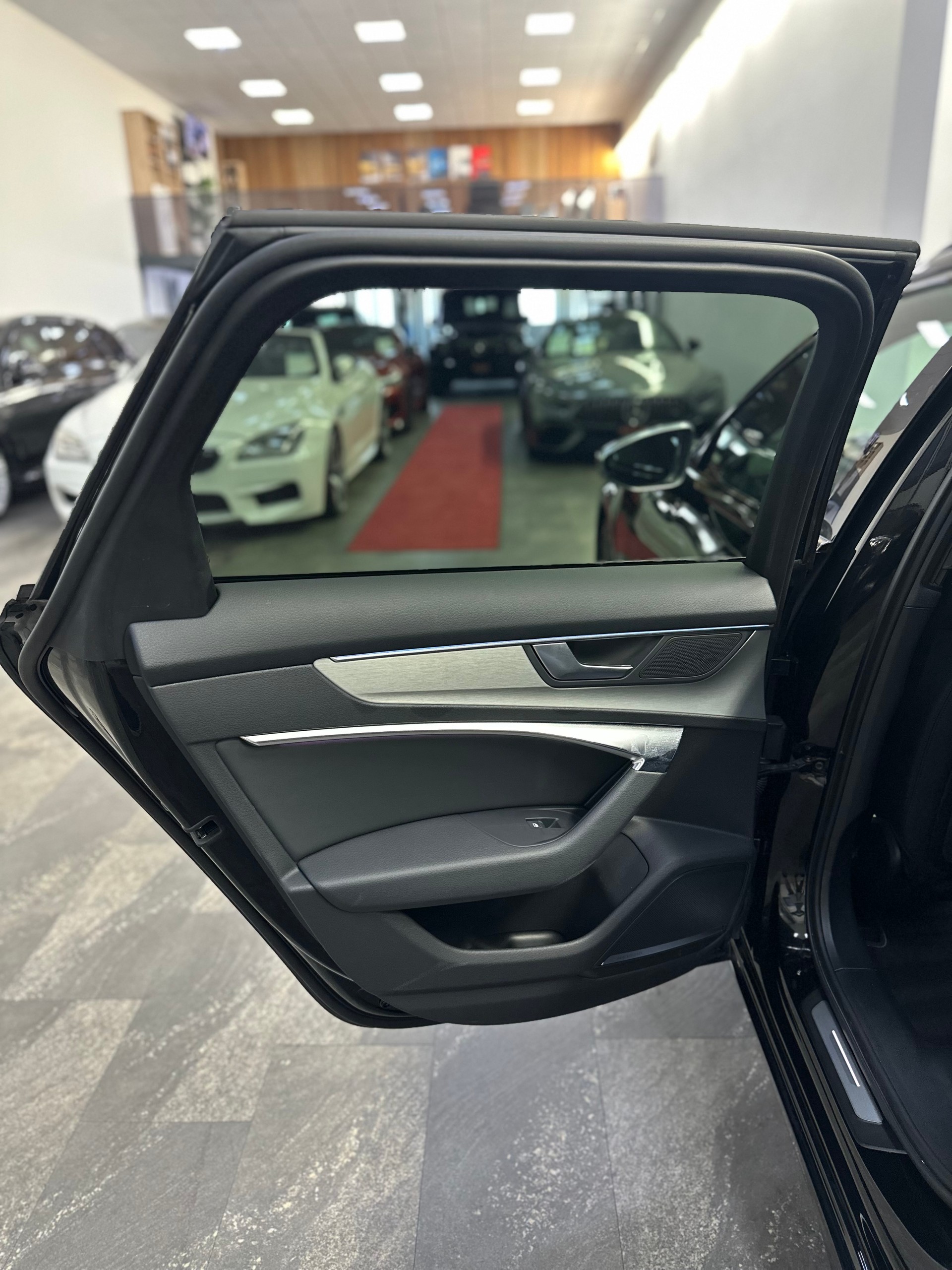 AUDI S6 Avant 3.0 TDI quattro tiptronic-image-20