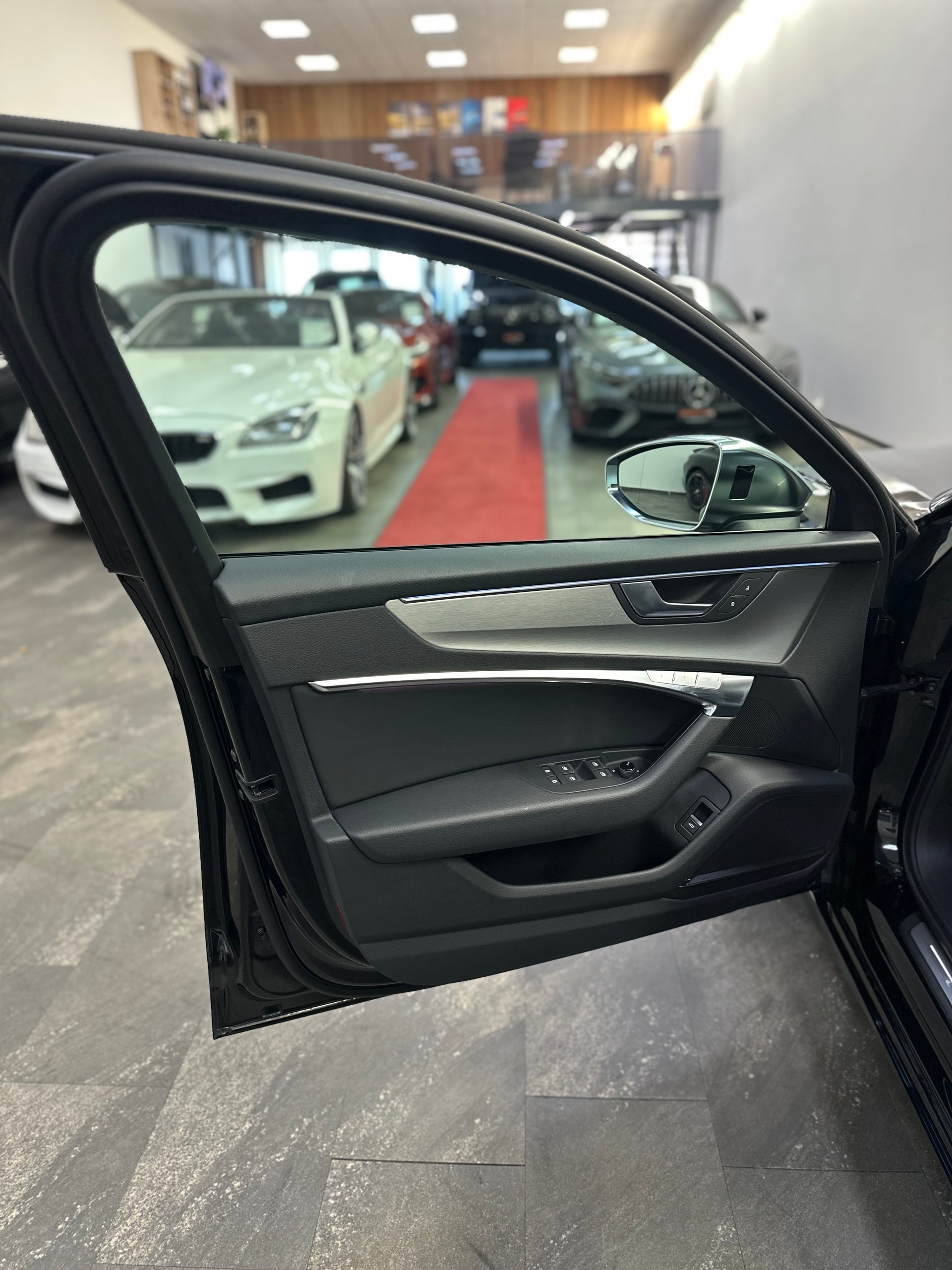 AUDI S6 Avant 3.0 TDI quattro tiptronic-image-19