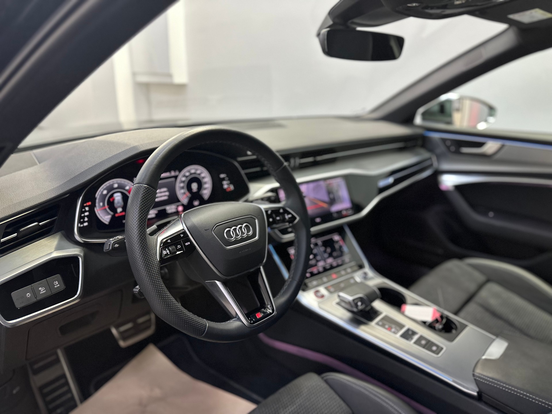 AUDI S6 Avant 3.0 TDI quattro tiptronic-image-17
