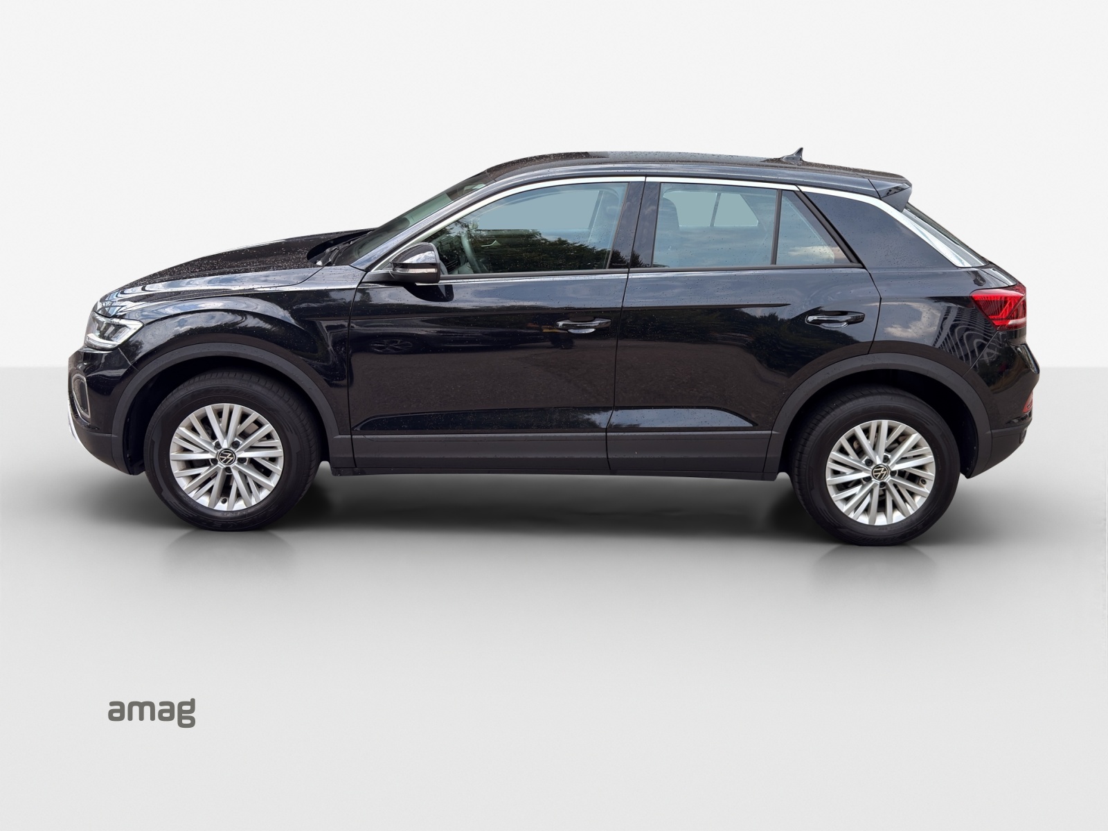 VW T-Roc 1.0 TSI-image-1