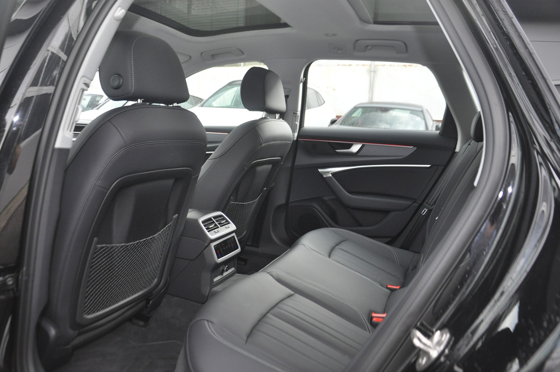 AUDI A6 Avant 50 TDI advanced quattro tiptronic I Panoramadach-image-5