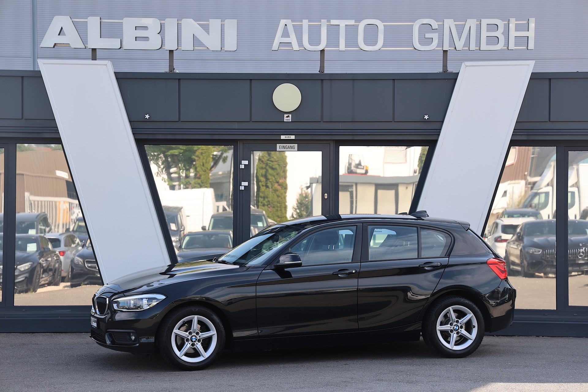 BMW 118i Steptronic-image-0