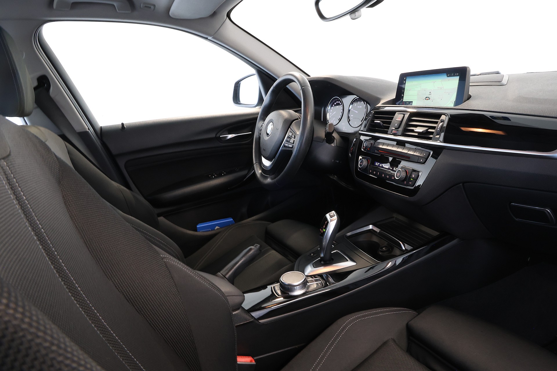 BMW 118i Steptronic-image-16