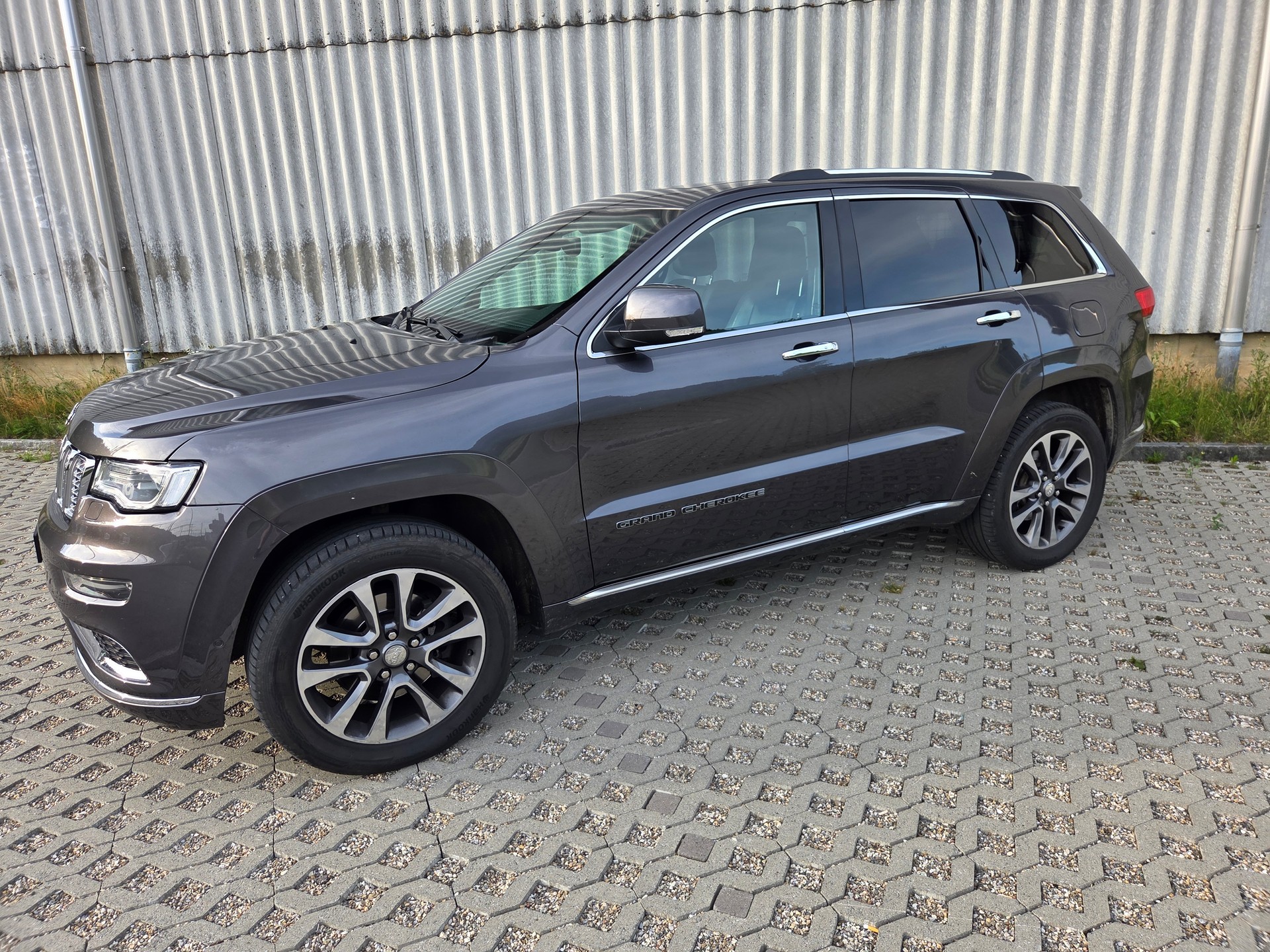 JEEP 3.0 CRD 250 Summit-image-0