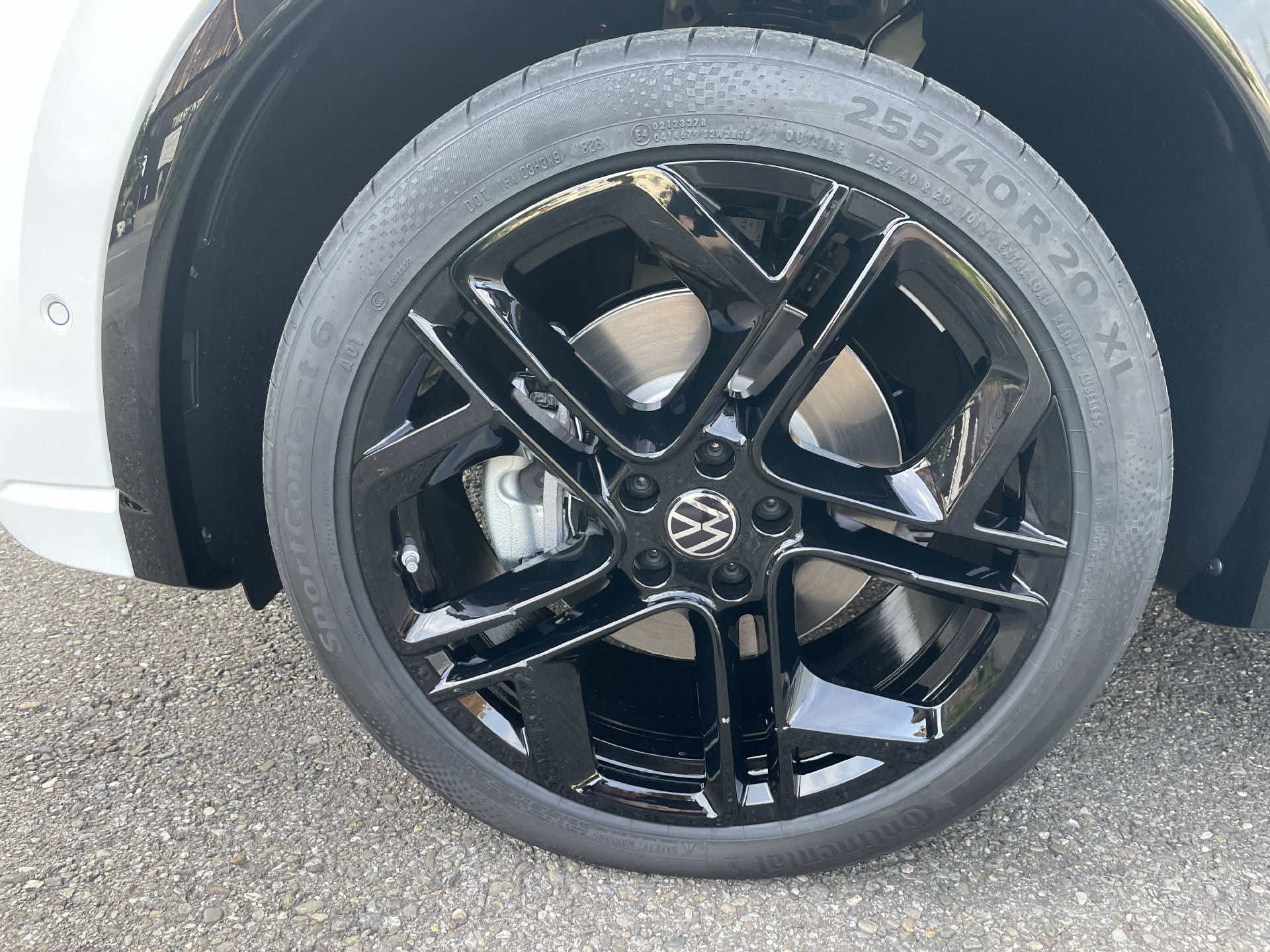 VW Tiguan 2.0 TSI R-Line Plus DSG 4motion-image-23