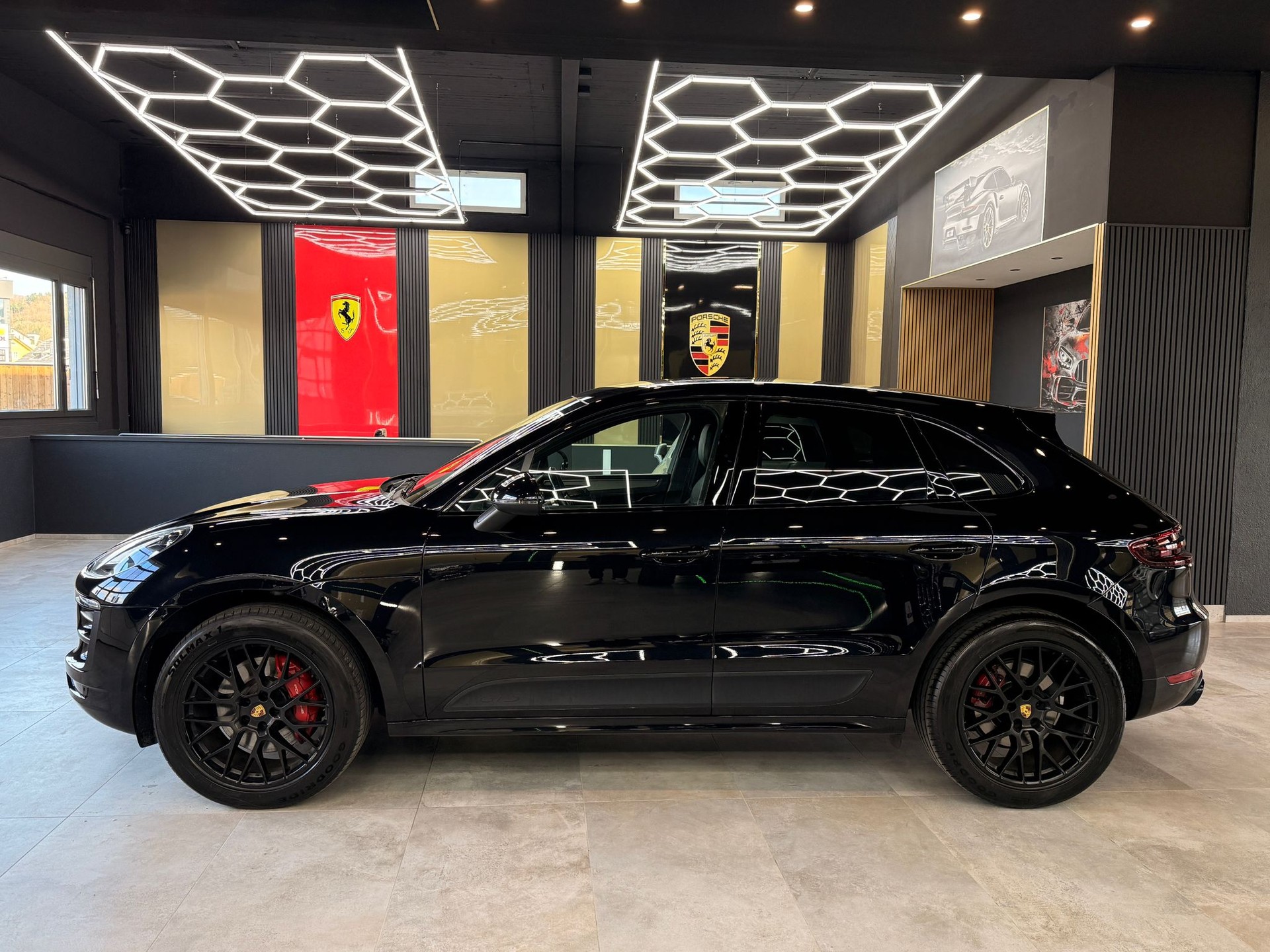 PORSCHE Macan GTS PDK-image-7