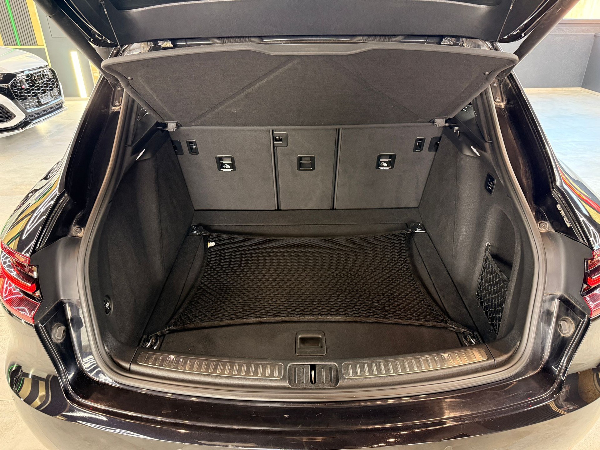 PORSCHE Macan GTS PDK-image-15