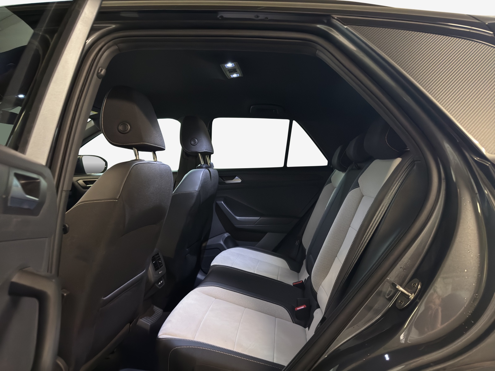 VW T-Roc 1.5 TSI EVO Style DSG-image-11