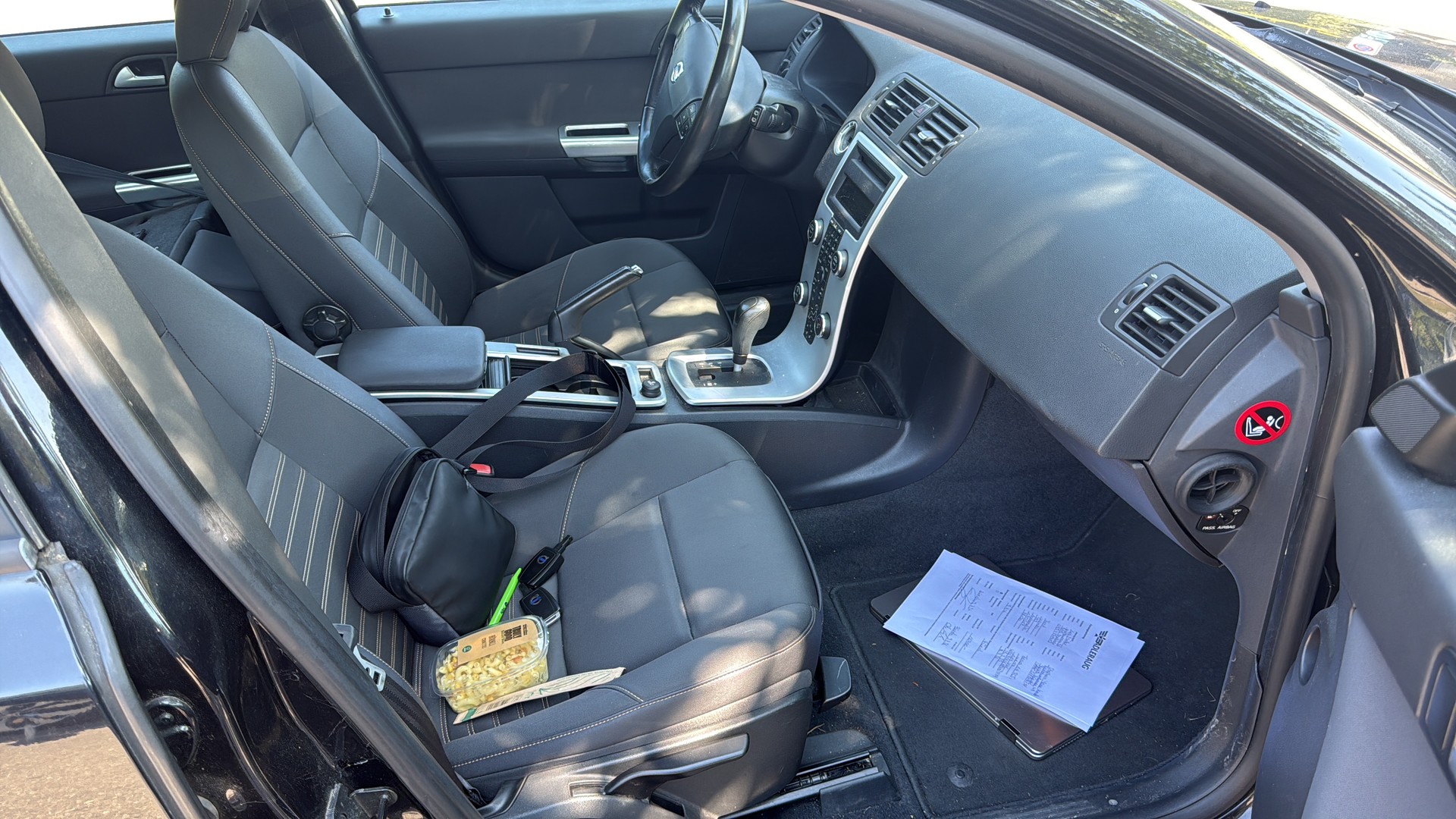 VOLVO V50 D3 Momentum Geartronic-image-2
