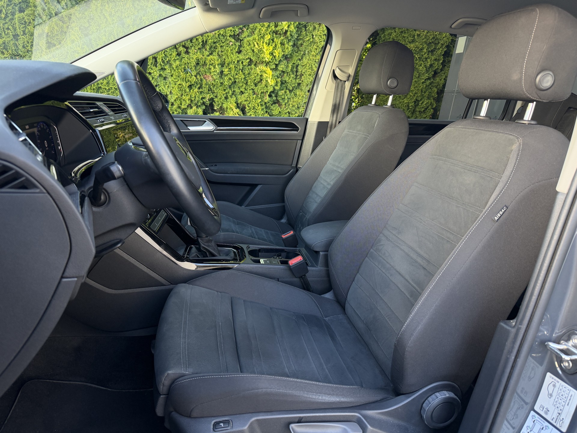 VW Touran 1.5 TSI R-Line EVO Highline DSG / 7 Plätzer-image-14