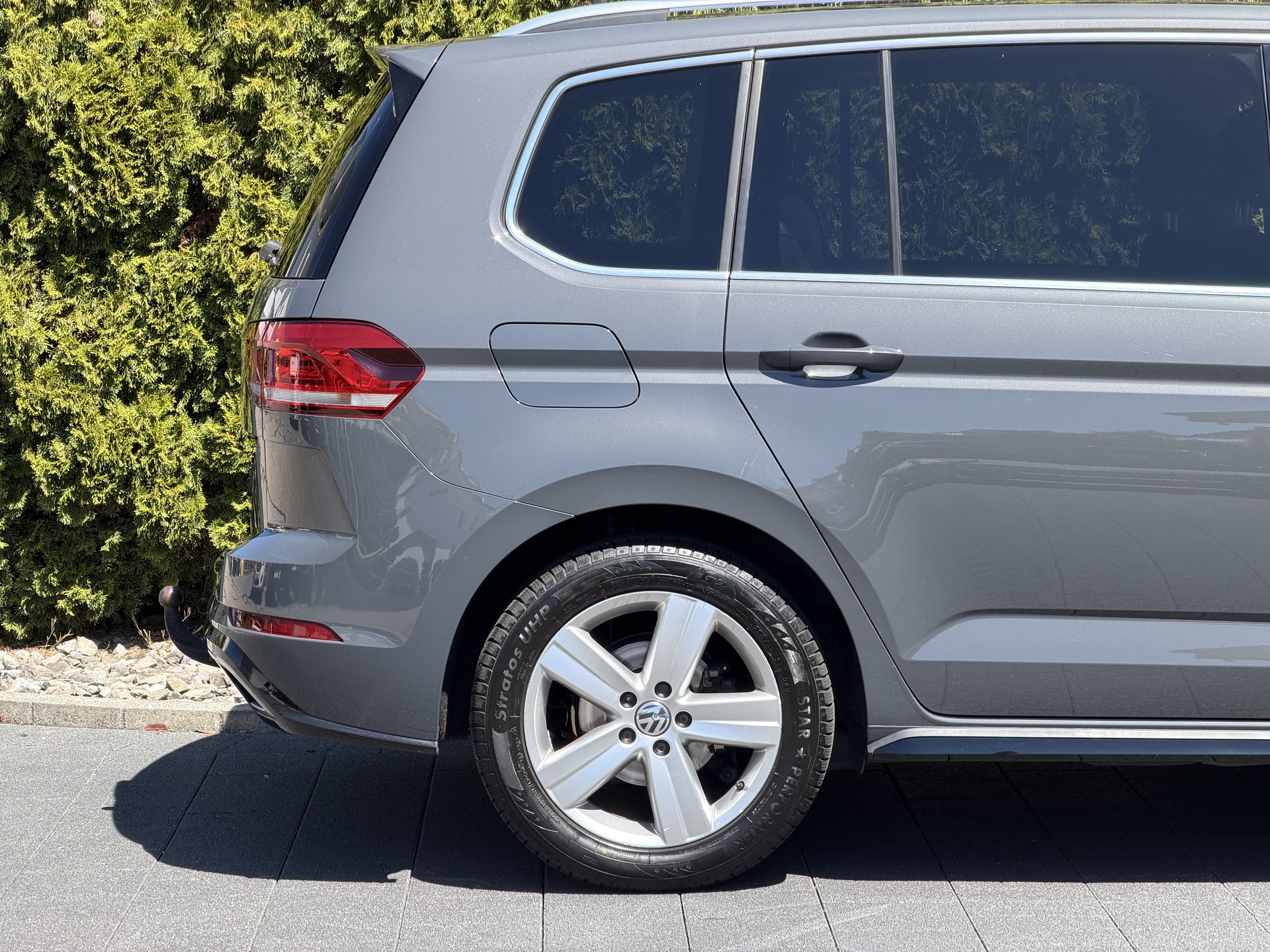 VW Touran 1.5 TSI R-Line EVO Highline DSG / 7 Plätzer-image-9
