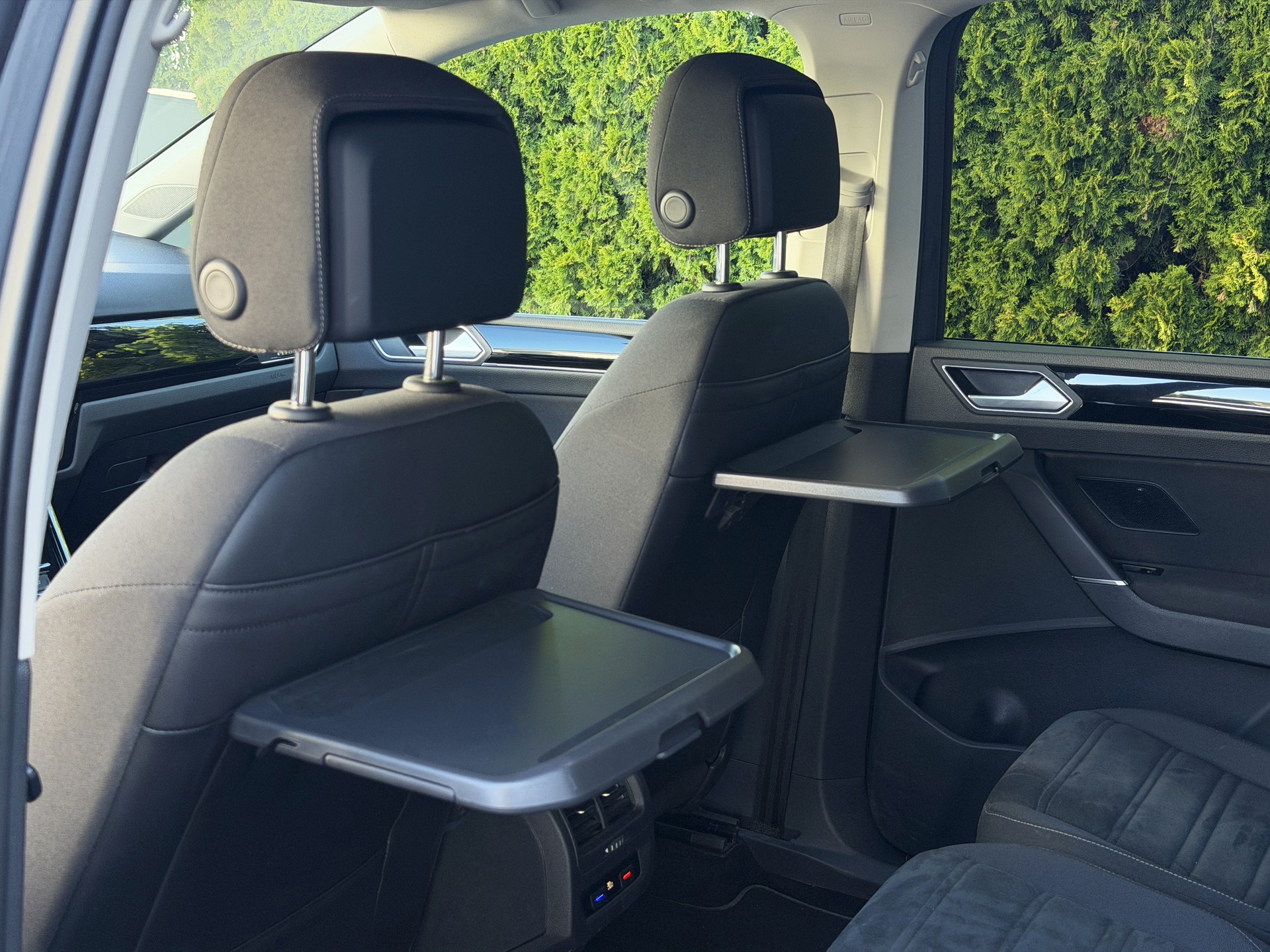 VW Touran 1.5 TSI R-Line EVO Highline DSG / 7 Plätzer-image-17