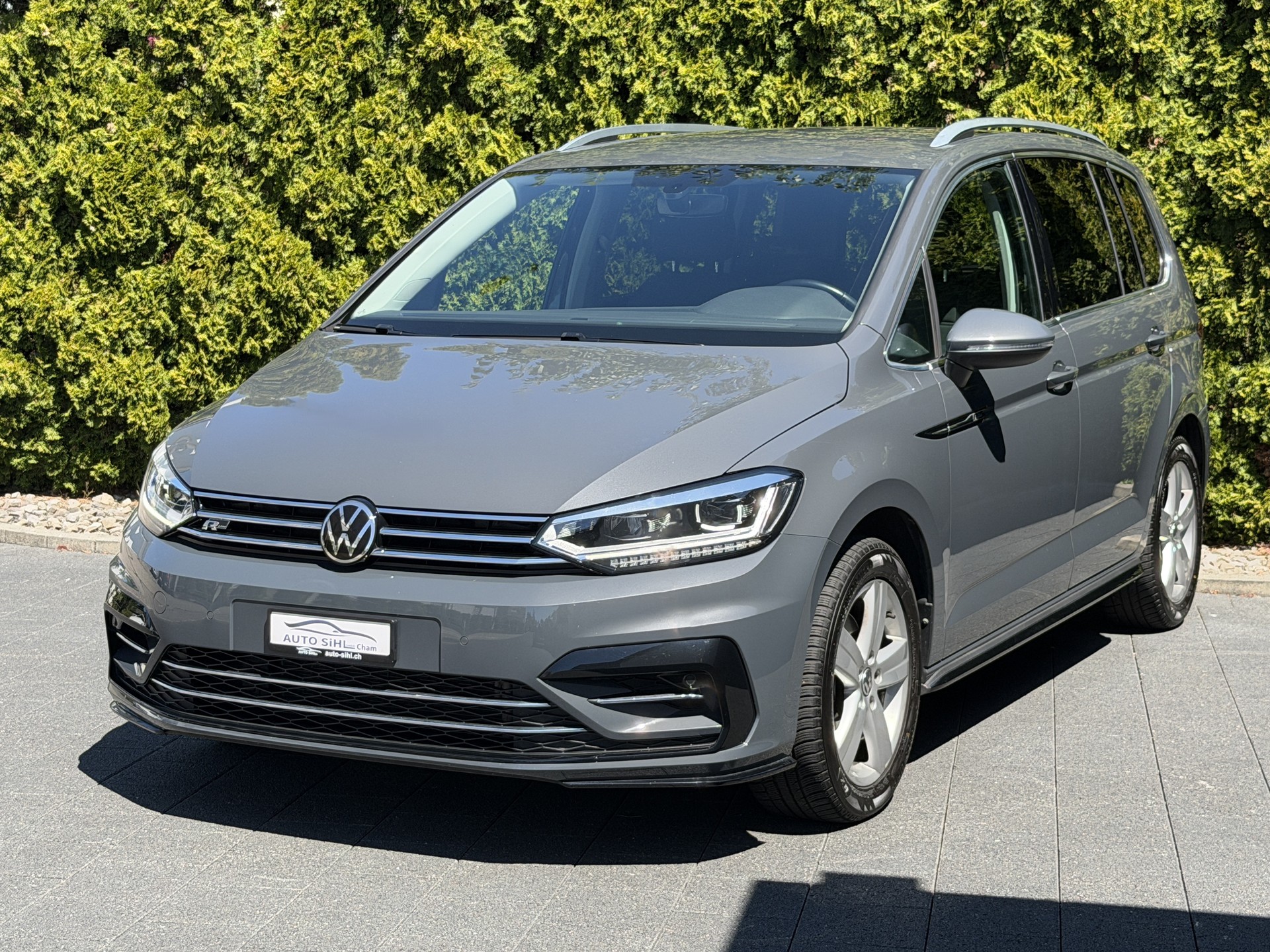 VW Touran 1.5 TSI R-Line EVO Highline DSG / 7 Plätzer-image-0
