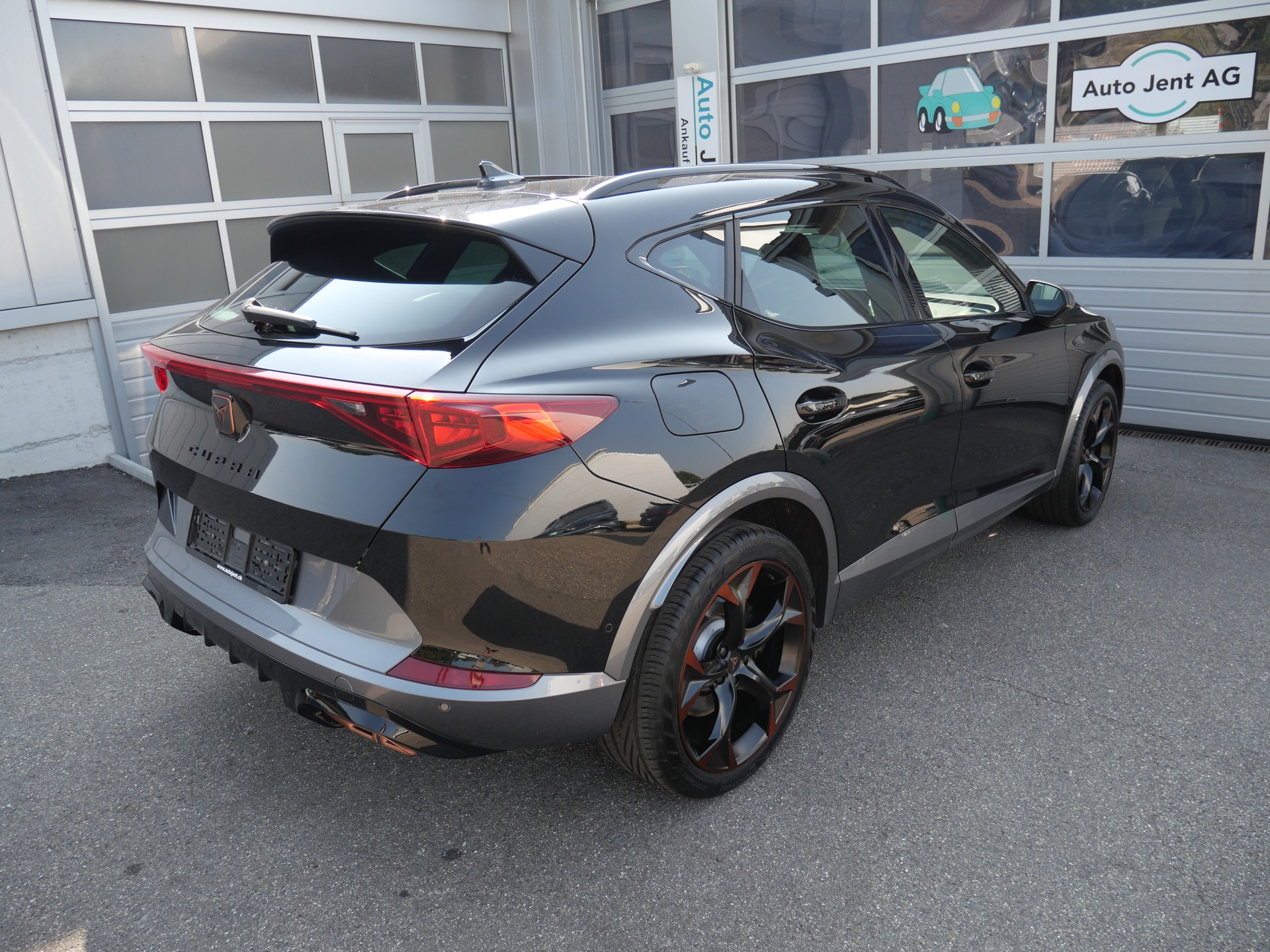 CUPRA Formentor 1.4 e-HYBRID pHEV VZ DSG *CH-Auto, 8-Räder, AHK*-image-3