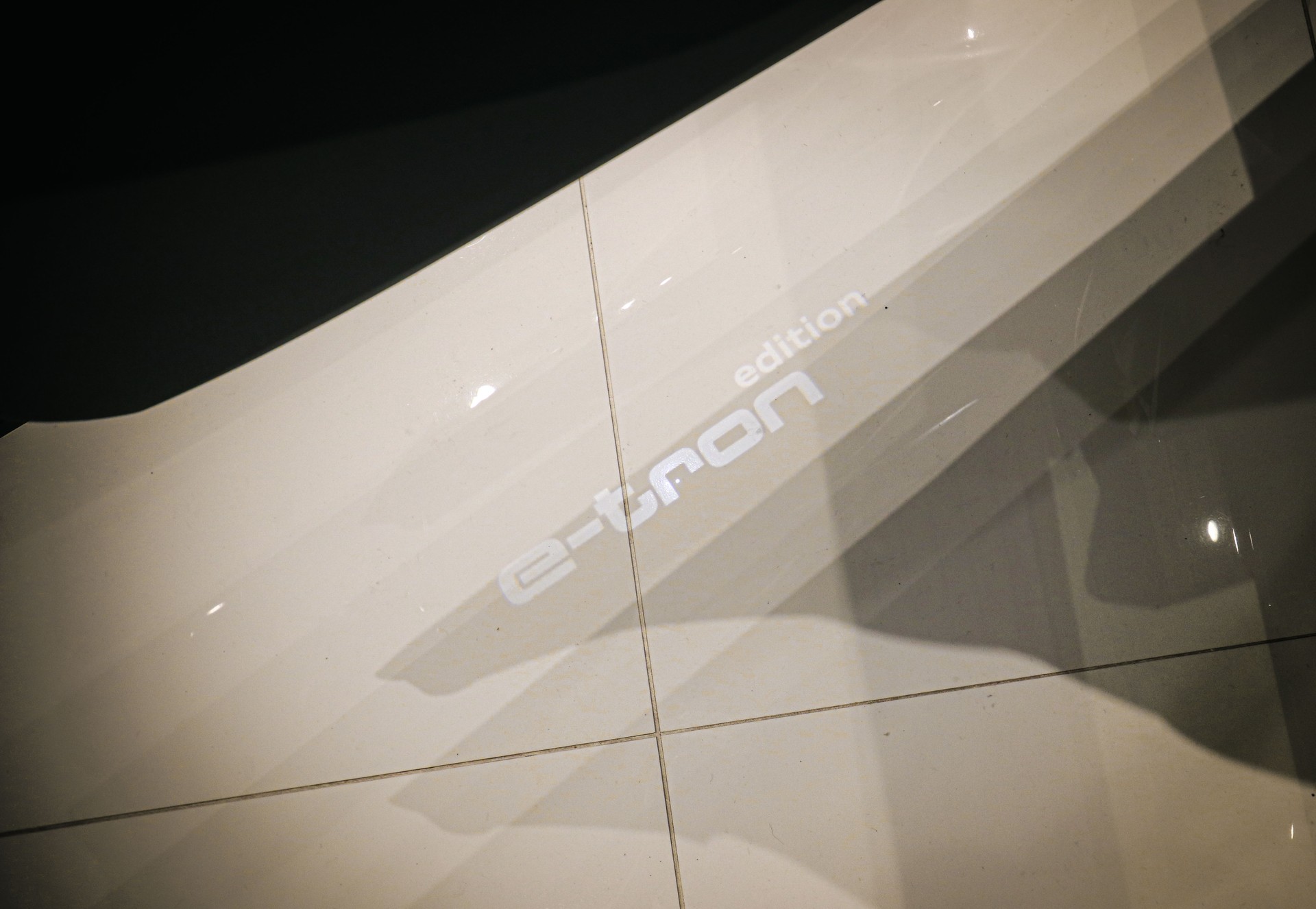 AUDI Q8 E-tron Sportback 55 Black Edition quattro-image-25