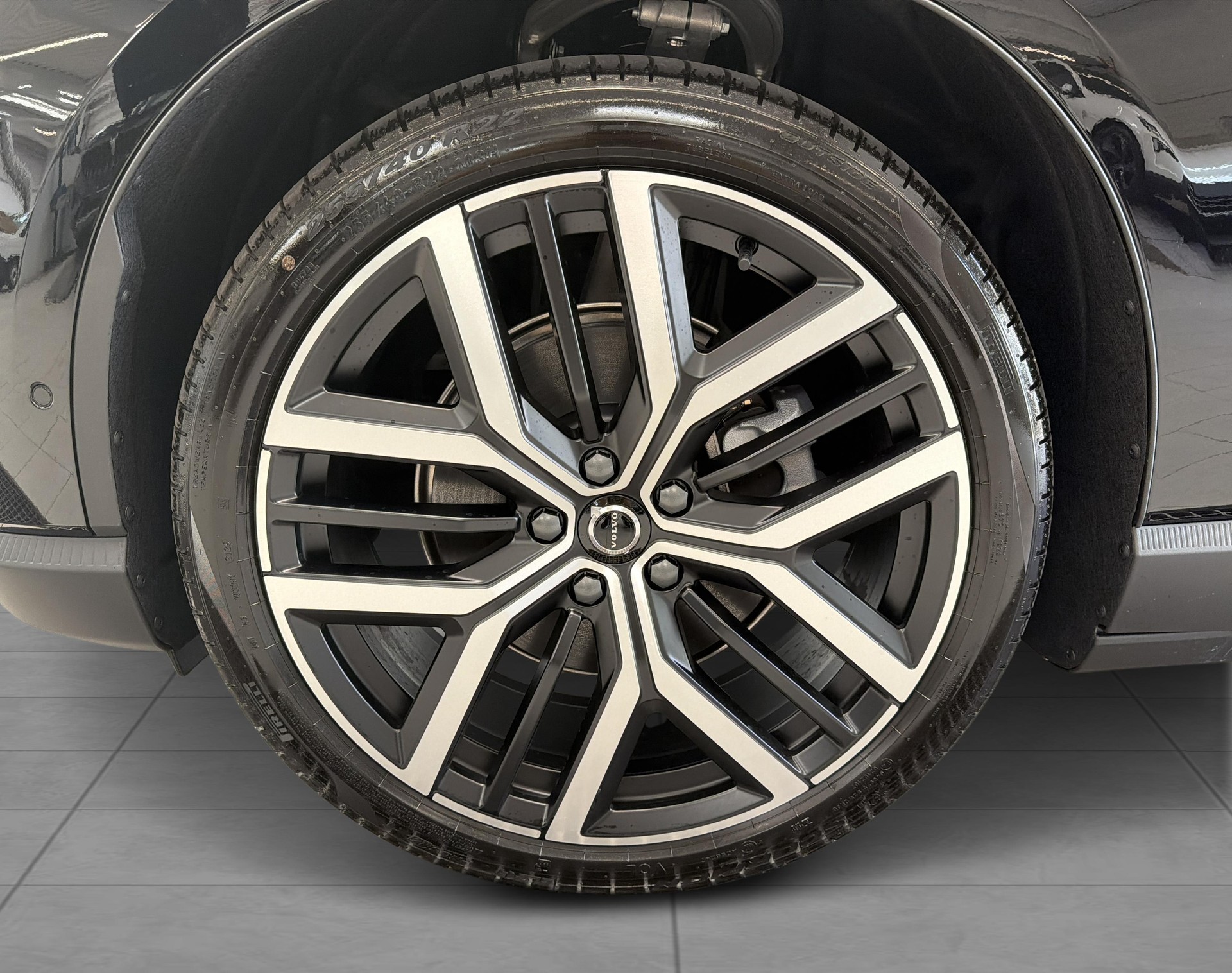 VOLVO EX60 Twin Ultra AWD-image-10