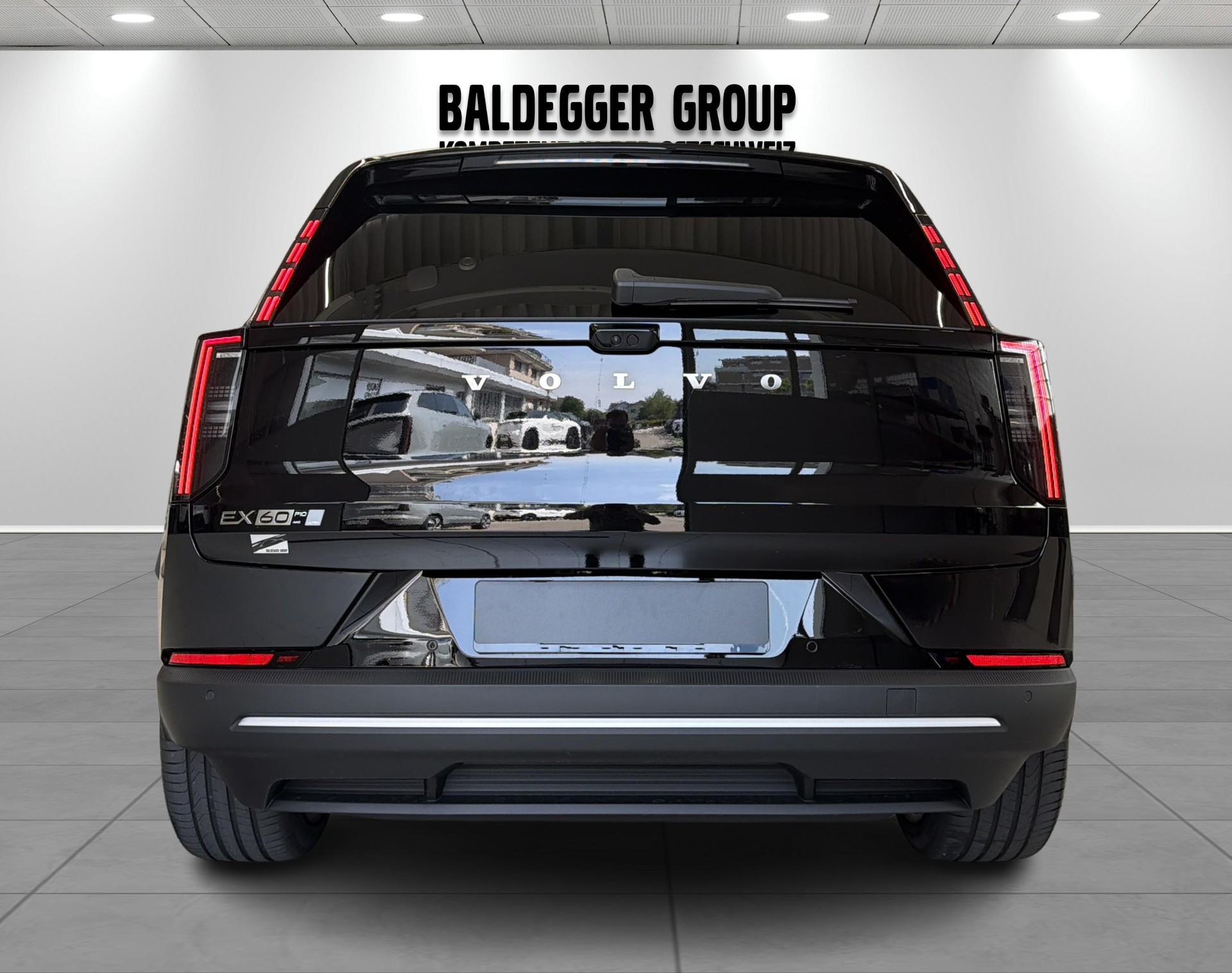 VOLVO EX60 Twin Ultra AWD-image-8