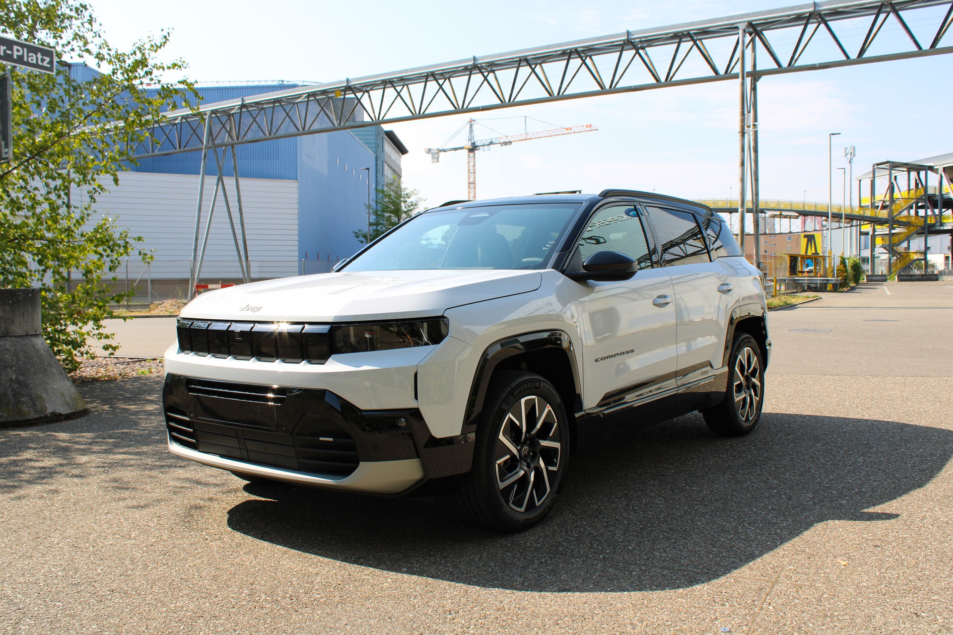 JEEP Compass 1.2 T e-Hybrid Summit-image-4