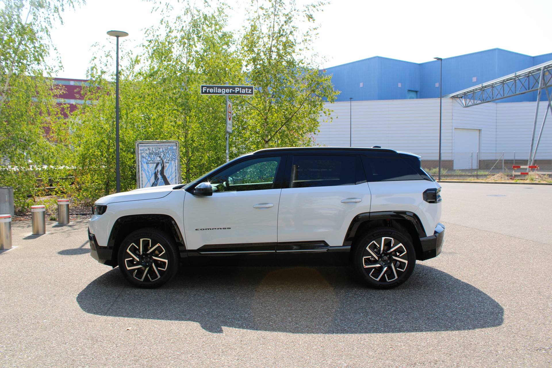 JEEP Compass 1.2 T e-Hybrid Summit-image-9