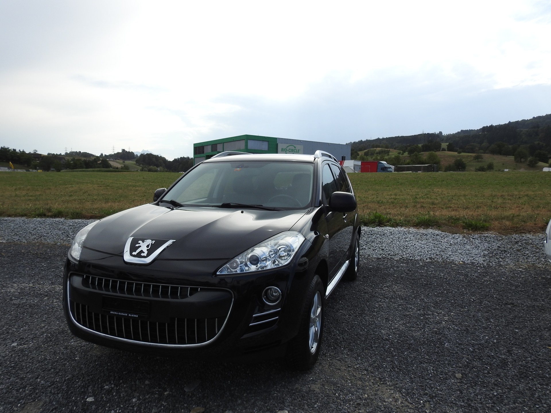 PEUGEOT 4007 2.2 HDi Platinum Edition-image-0