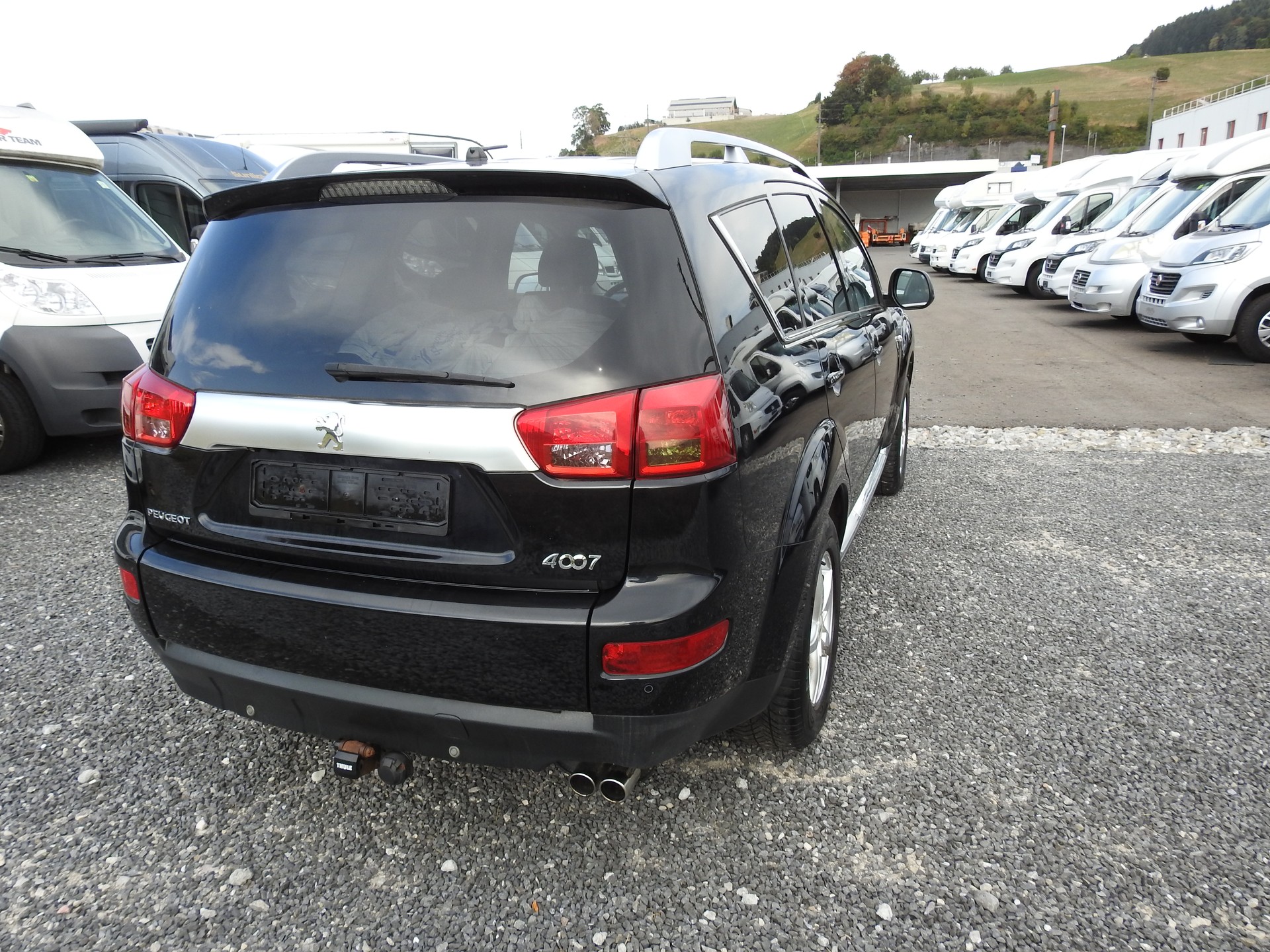 PEUGEOT 4007 2.2 HDi Platinum Edition-image-5
