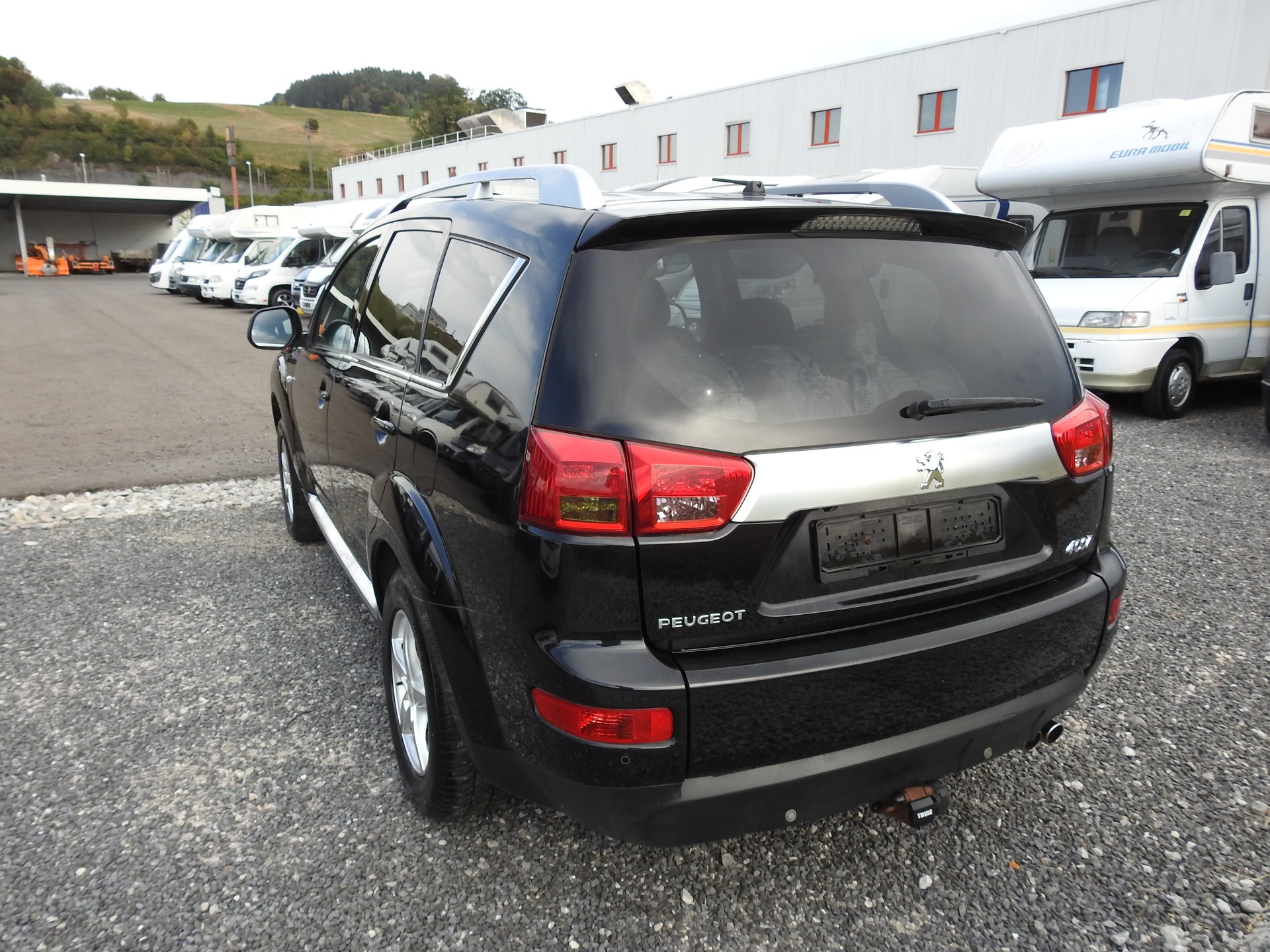 PEUGEOT 4007 2.2 HDi Platinum Edition-image-3